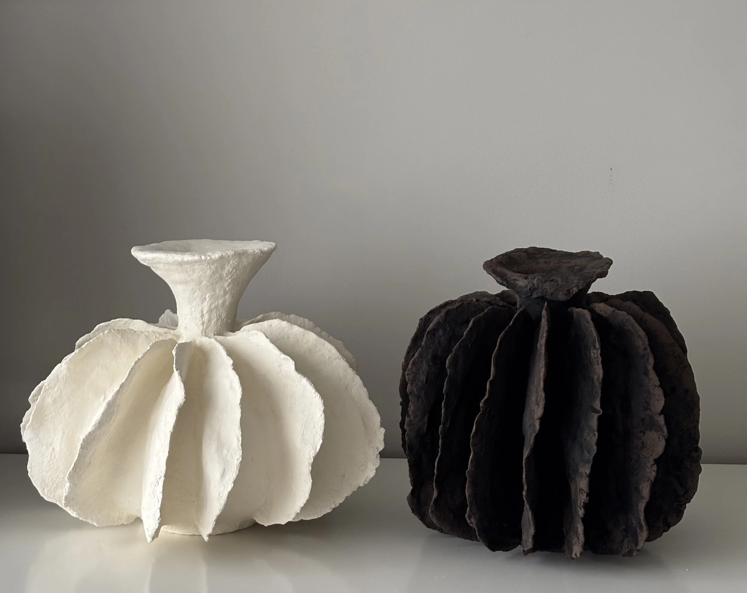 White Pleated Sculpture Vase N.12 Photo4.jpg