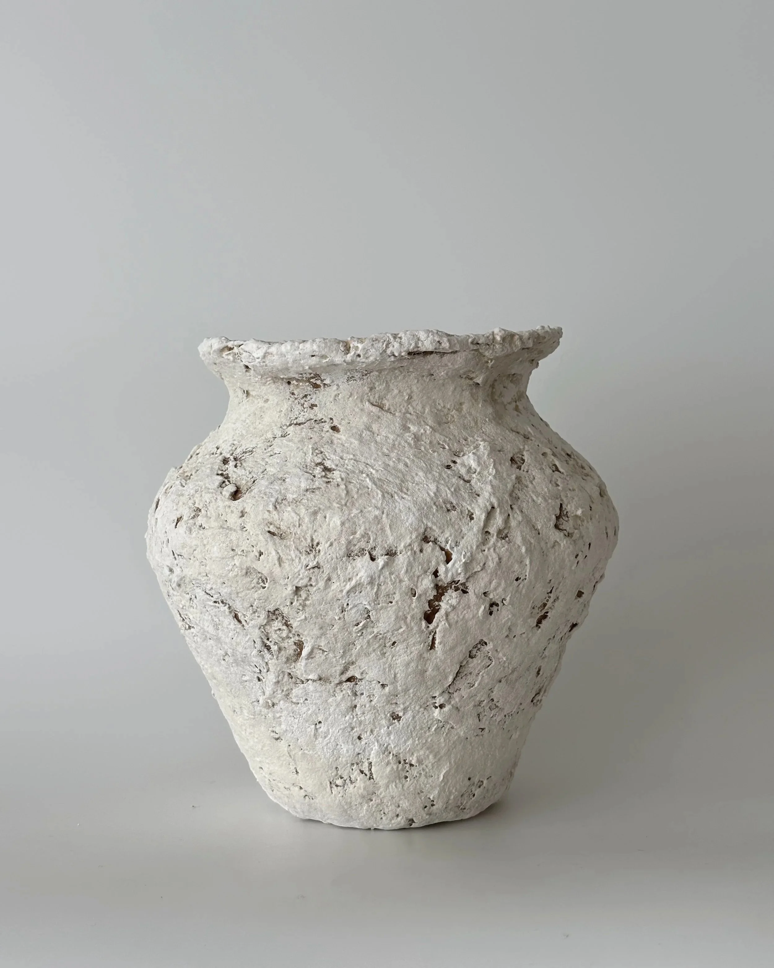 Vase N.61, handmade paper clay vase, side view. Papier Atelier London