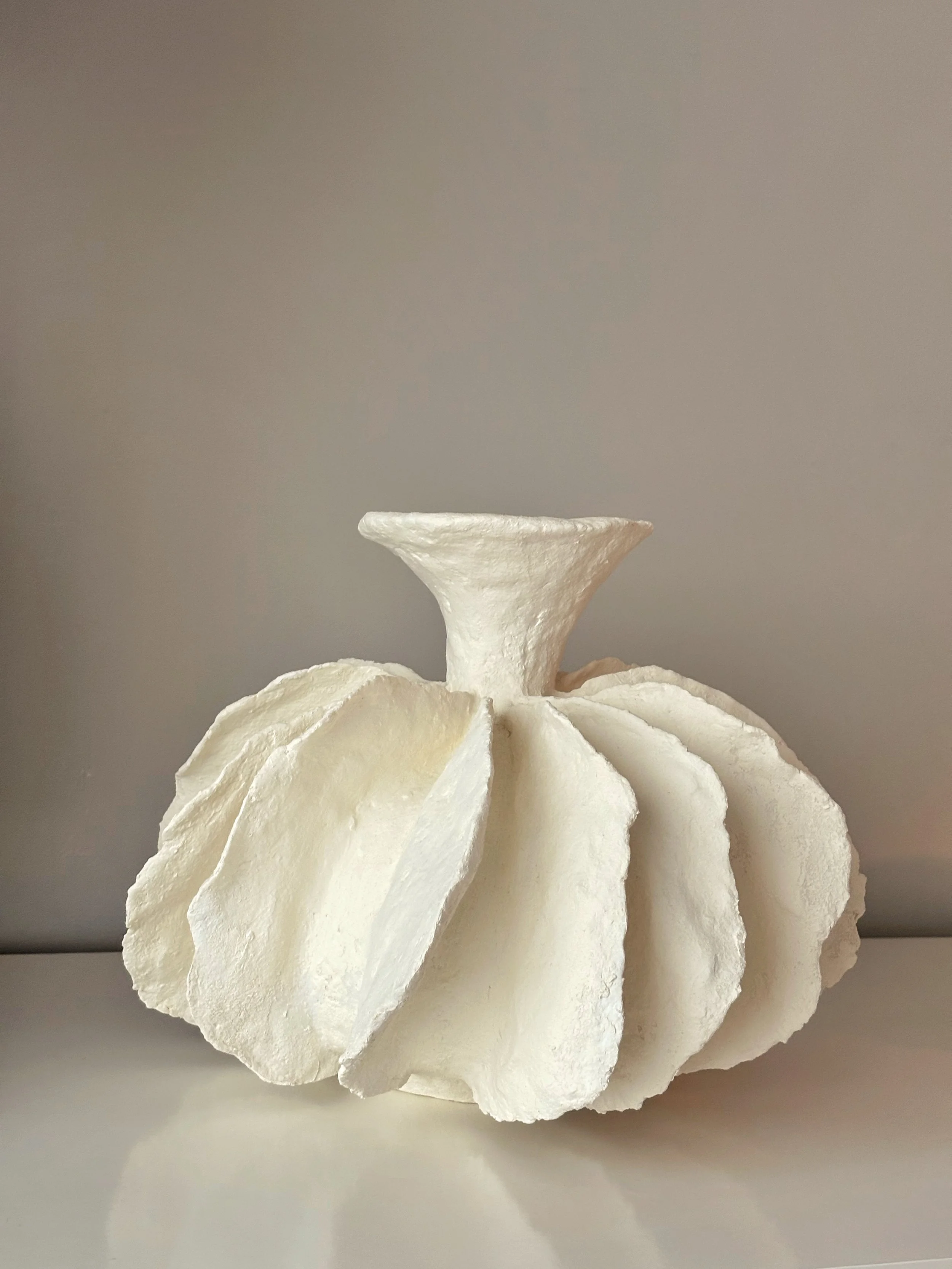 White Pleated Sculpture Vase N.12 Photo2.jpg