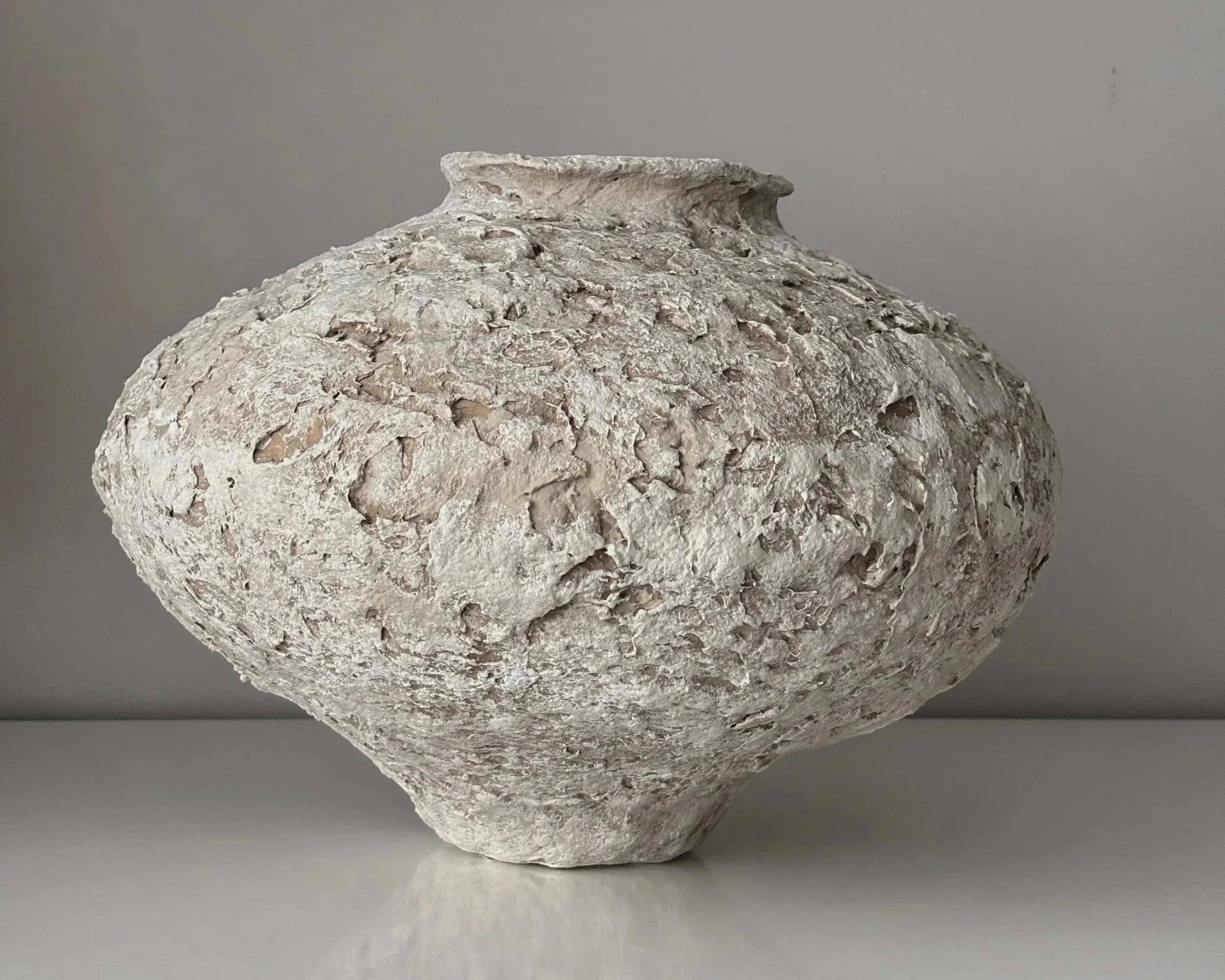 sculptural-vessel-n20-angled-view_IMG_9640.jpg