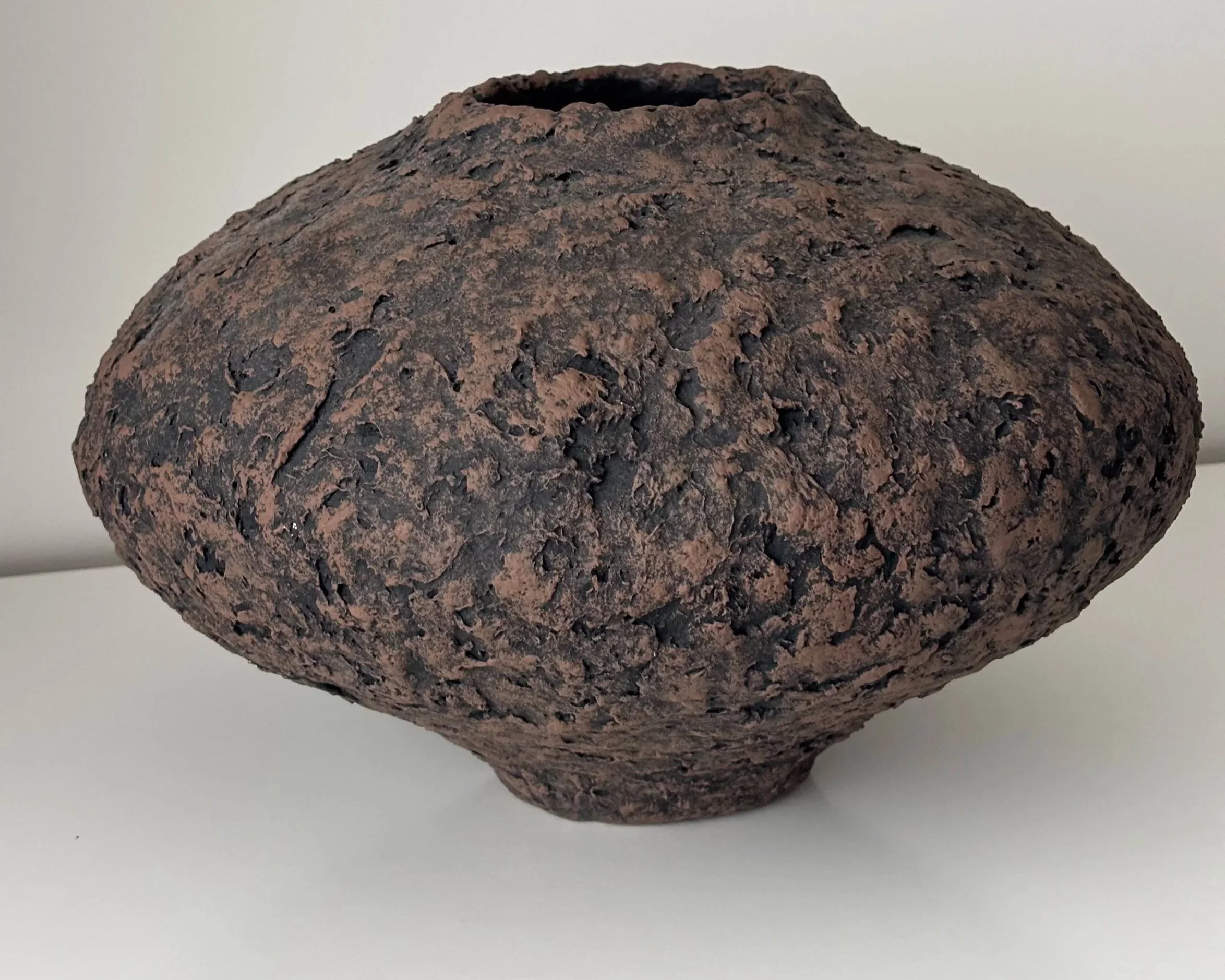 wabi-sabi-vase-n44-side-profile_IMG_9888.jpg
