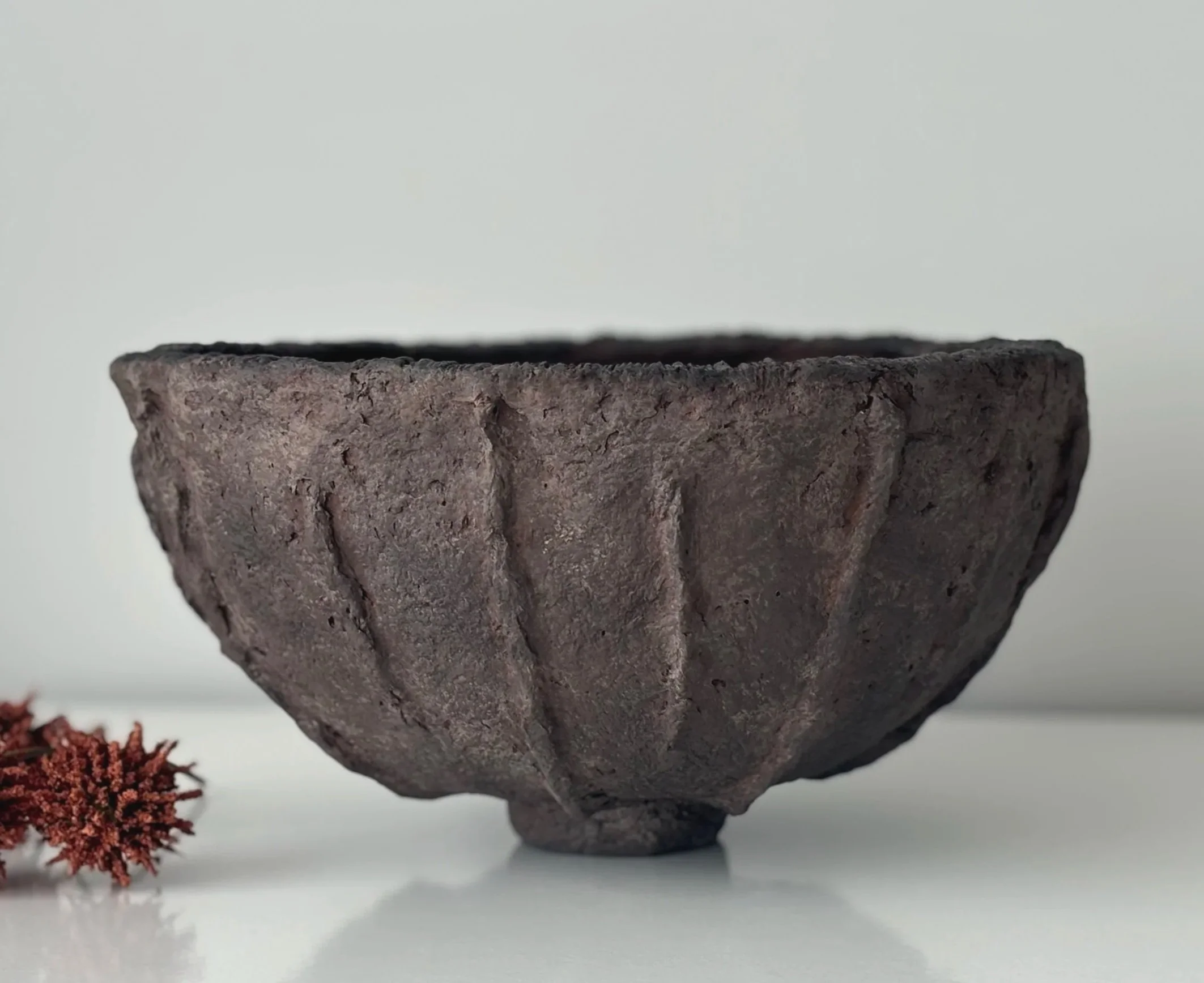 TEXTURED SCULPTURAL BOWL N.48