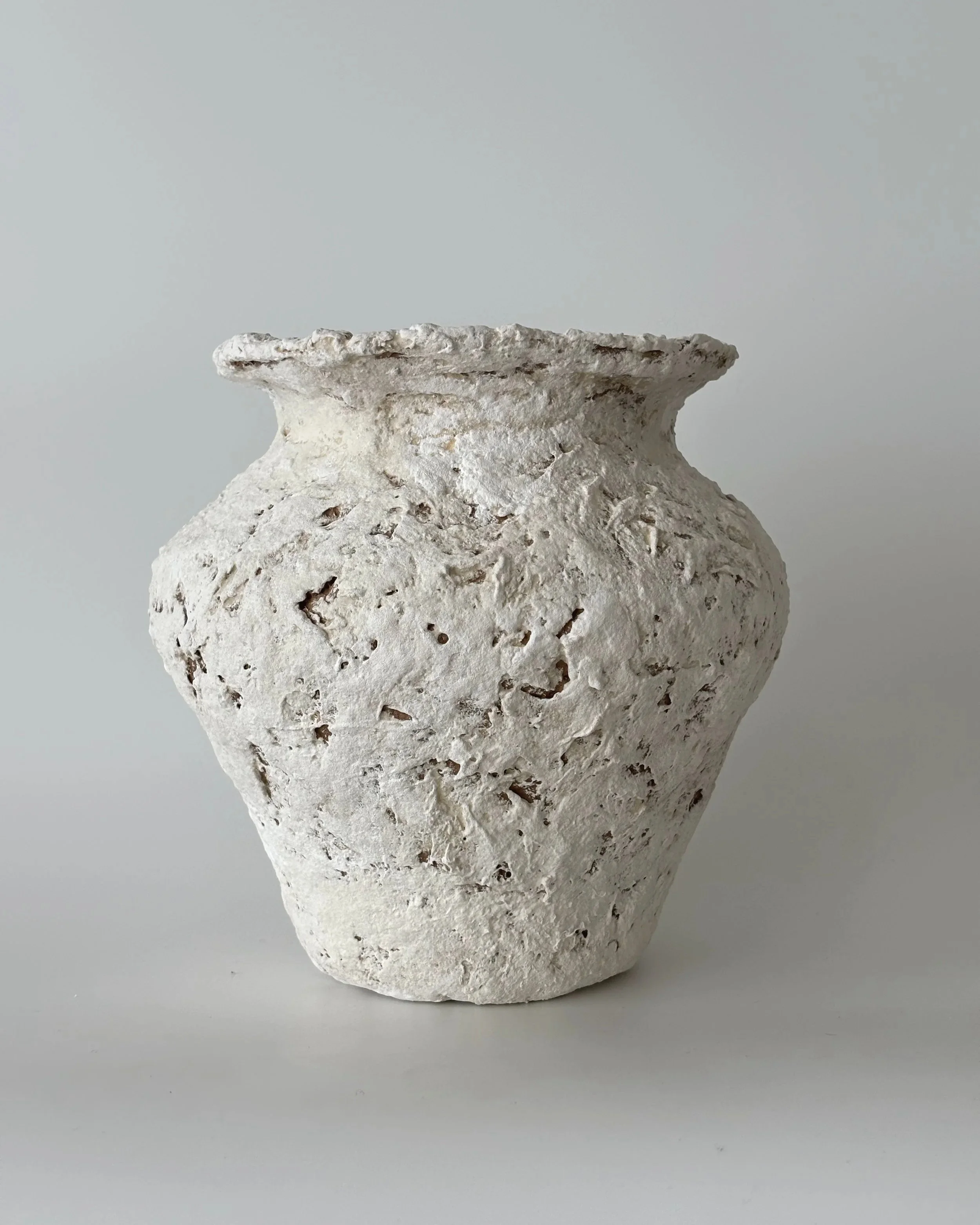 Vase N.61, handmade paper clay vase, front view. Papier Atelier London