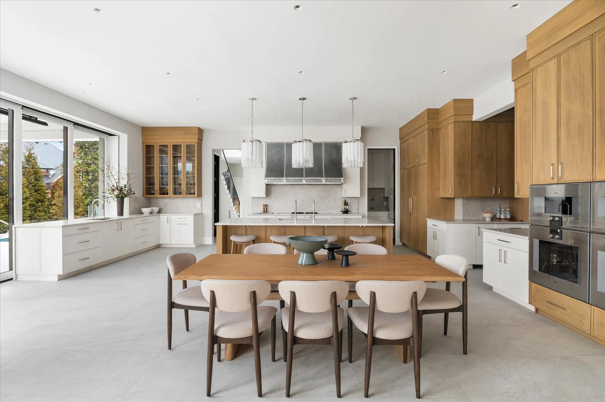 018-1306BallantraeCt0018 (1).jpg