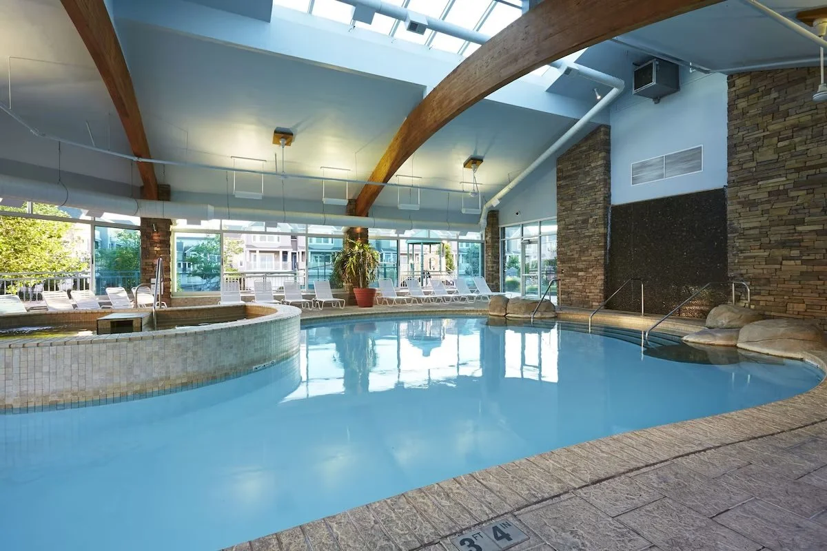 29 - Indoor Pool.jpeg