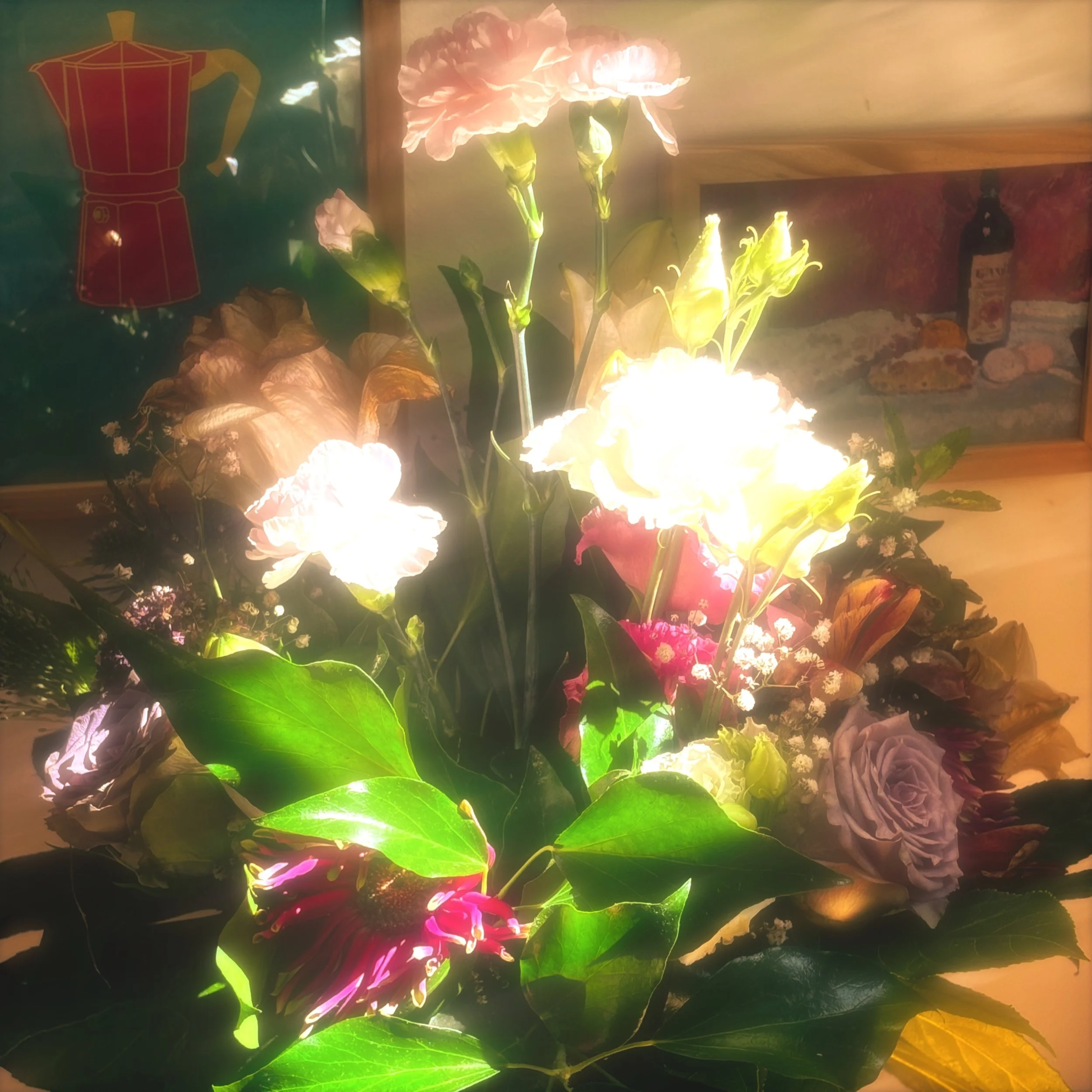 What's going on in your Love Life? 30 Minute pre-recorded tarot reading