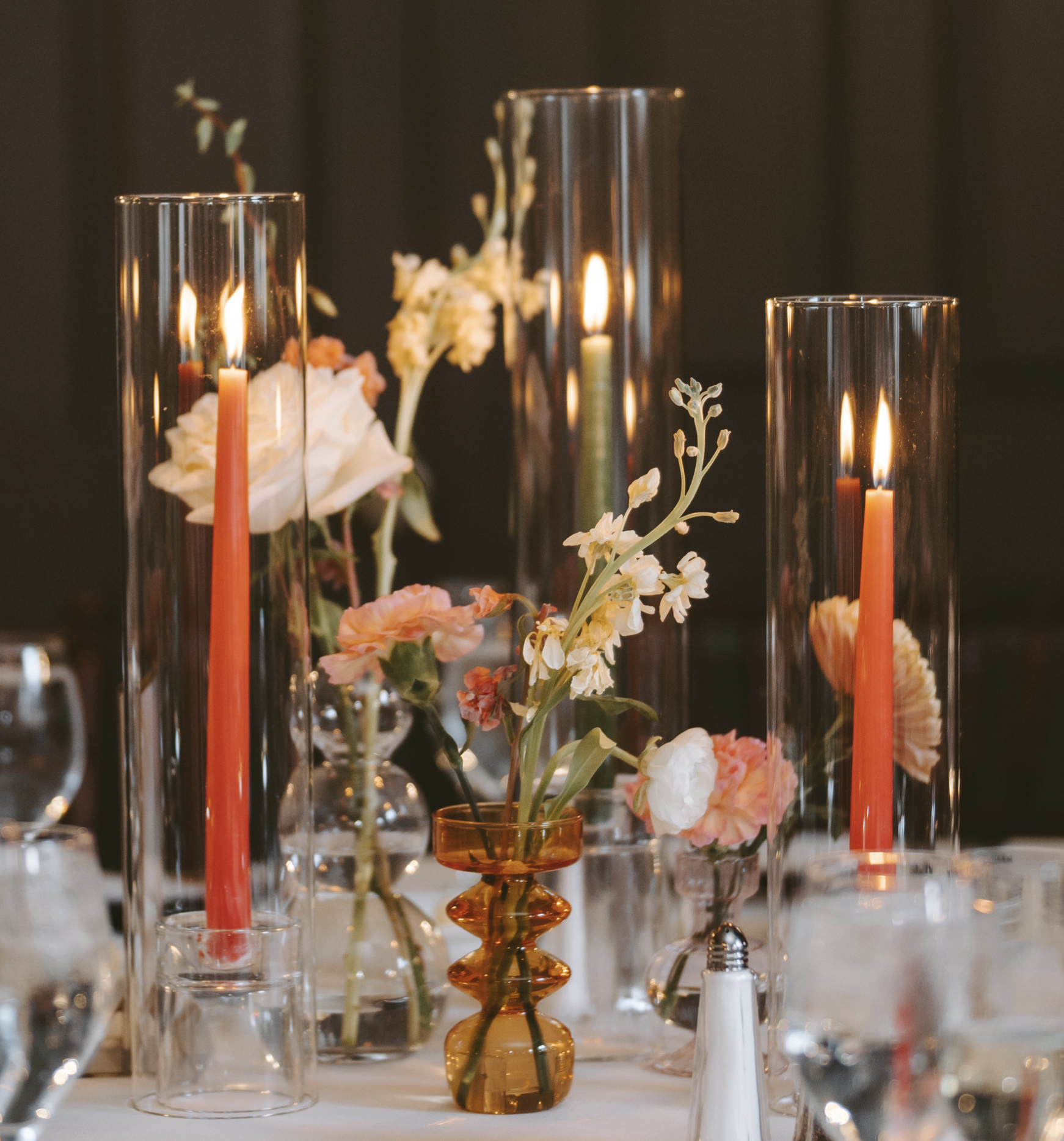 bud vases at davids inn.png