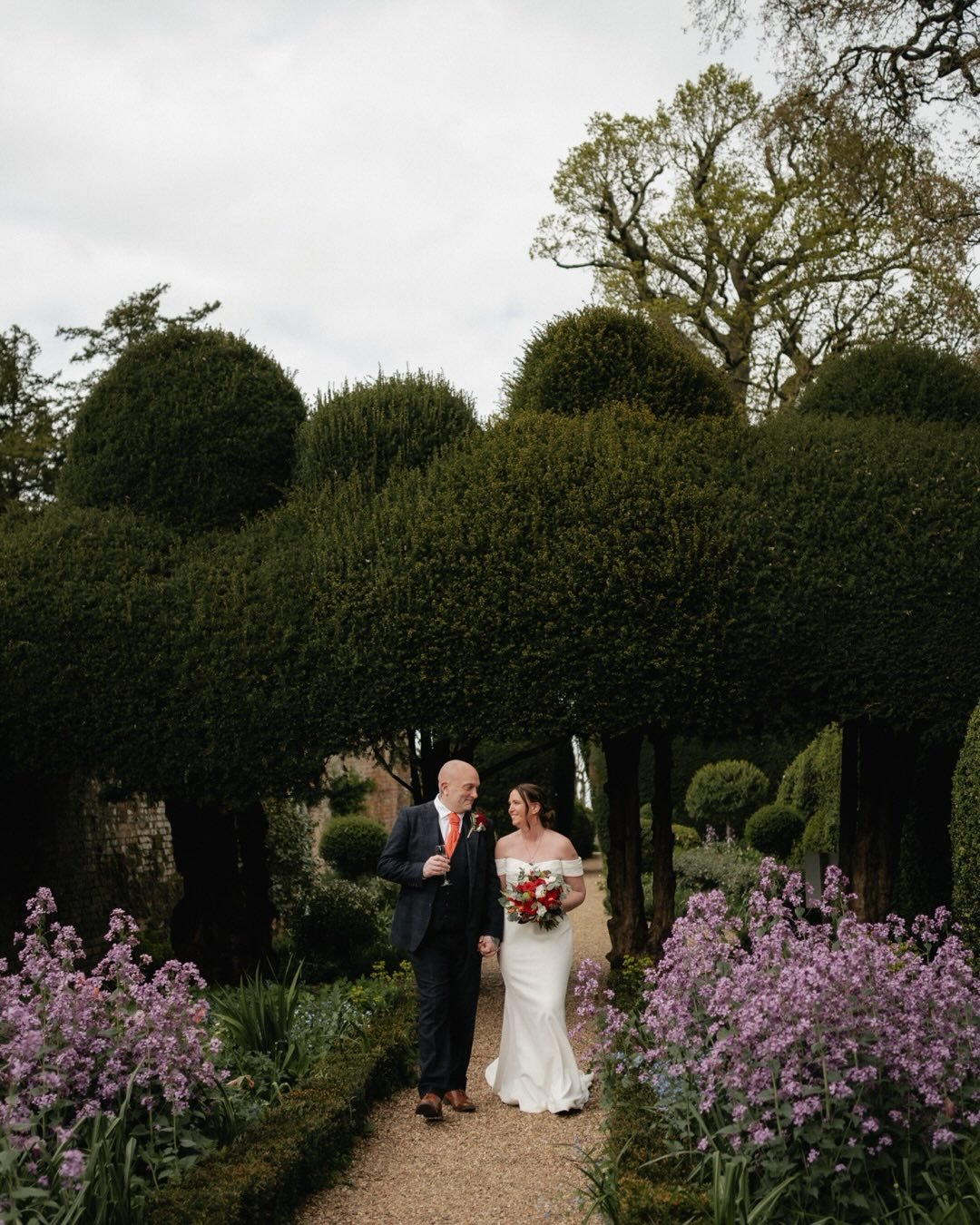 Back at Kelmarsh Hall, one of our favourites, for Rebecca and John&rsquo;s intimate wedding. 

An outdoor ceremony followed by drinks in the beautiful gardens. We&rsquo;re looking forward to sharing more from this lovely day soon.

Photographer // @n