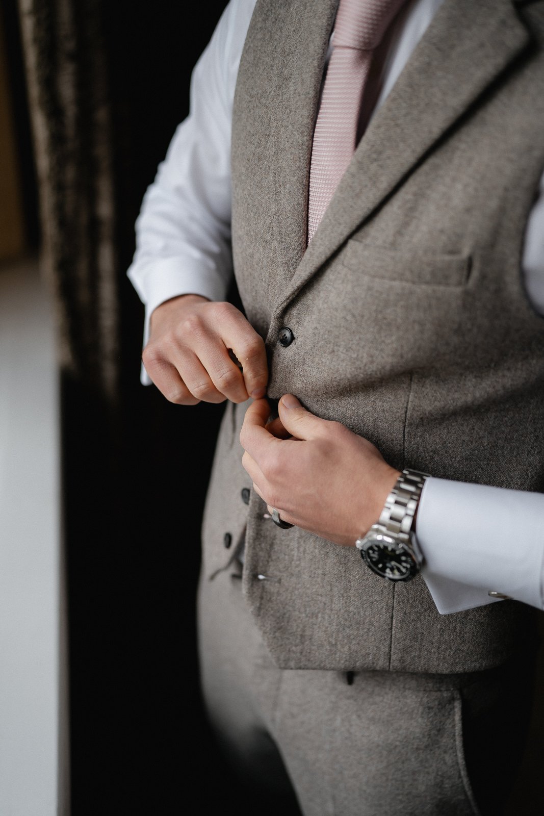 Holme Pierrepont Hall Wedding | Nat & Lizzy-11.jpg