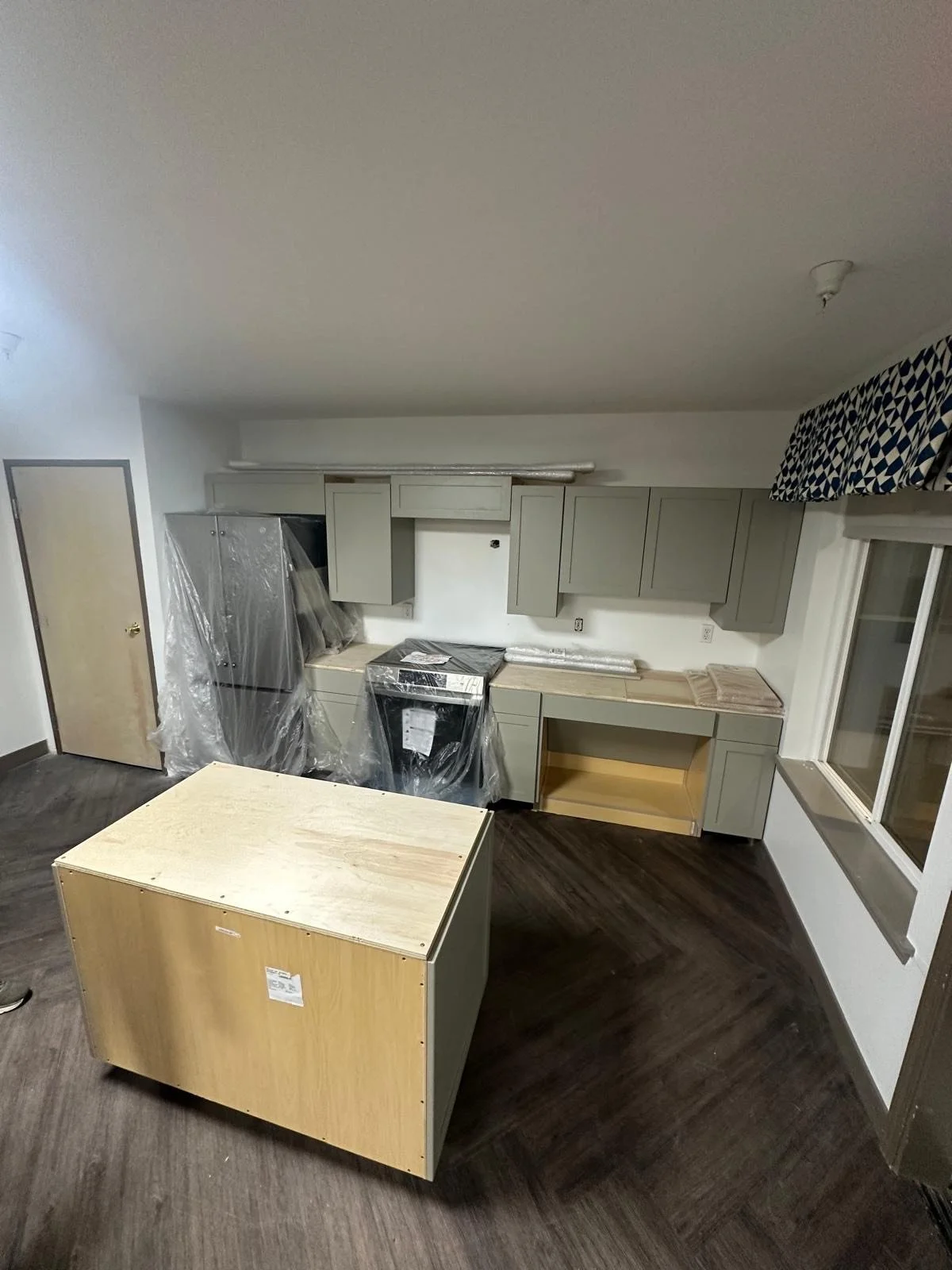 CABINET INSTALLATION FOR A HOME CARE