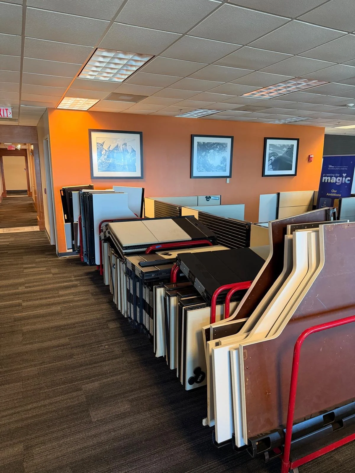 DISASSEMBLING CUBICLES