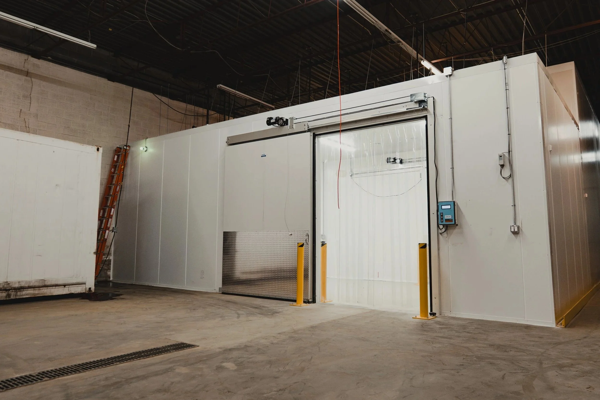 Certified refurbished walk-in cooler system for retail and food service in Toronto.