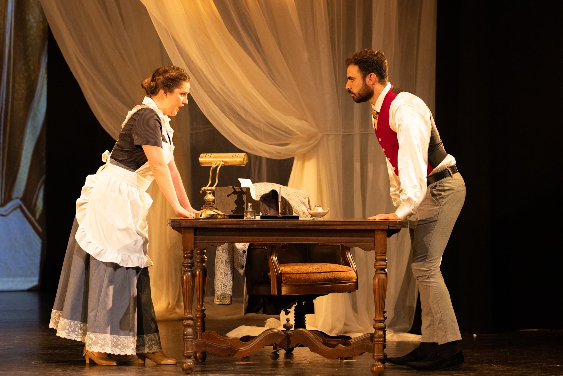 "Le nozze di Figaro"
W.A. Mozart

Hawaii Performing Arts Festival
July 2025
Stage Director: Scott Skiba
Music Director/Conductor: Paul Floyd
Photography: Anna Pacheco