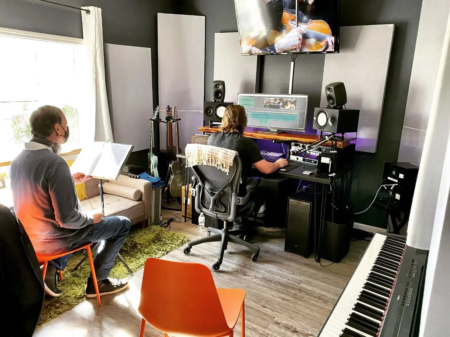 It's always great to work with producer, Fyodor Cherniavsky. Yesterday, we were able to Zoom from the studio with a local highschool class to teach music editing!

#atlantasymphonyorchestra #westminsterhighschool #musicproduction