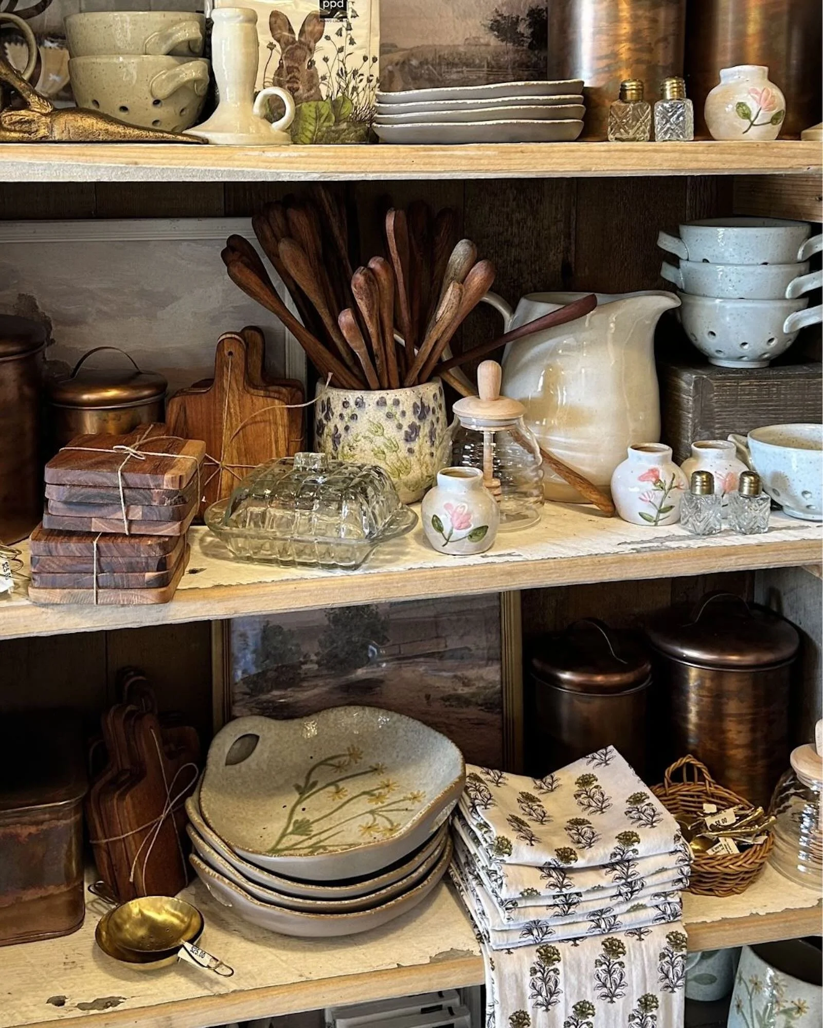 vintage kitchen home goods and linens