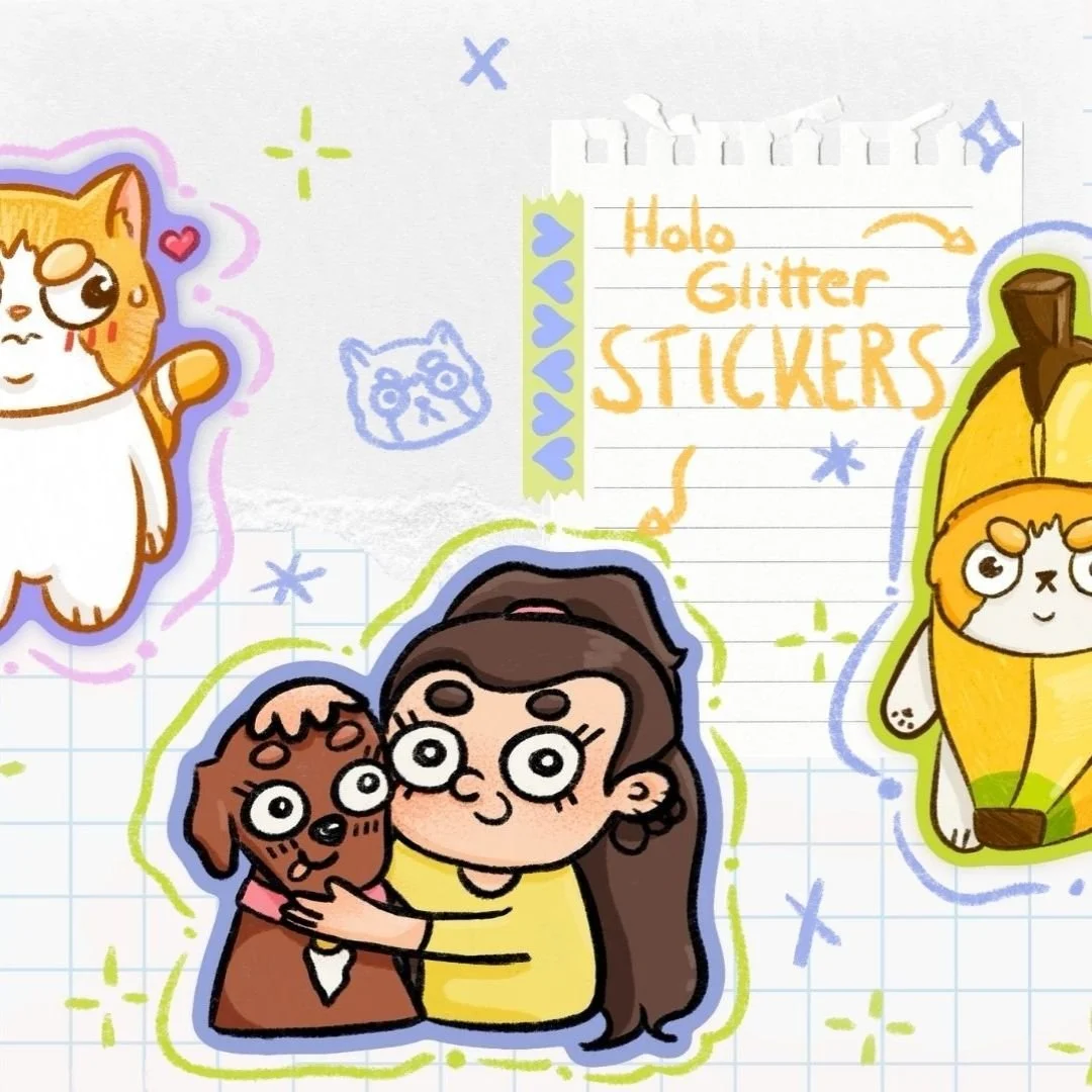 Ilustraciones de gatos, una niña abrazando a su perro, y otra niña con un disfraz de plátano, todo decorado con pegatinas de purpurina y estrellas.