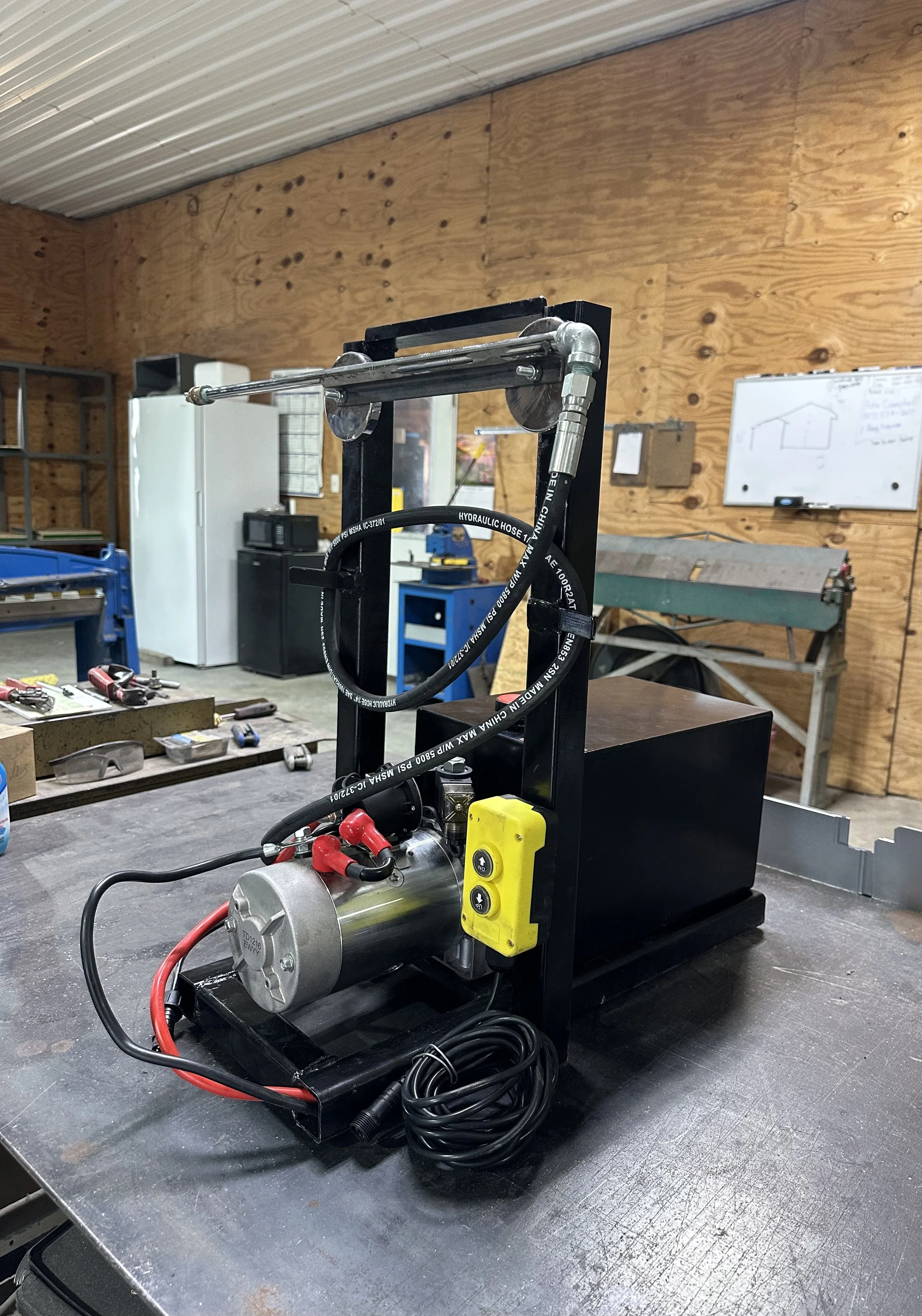 CowHand Cattle Fogger with Stand