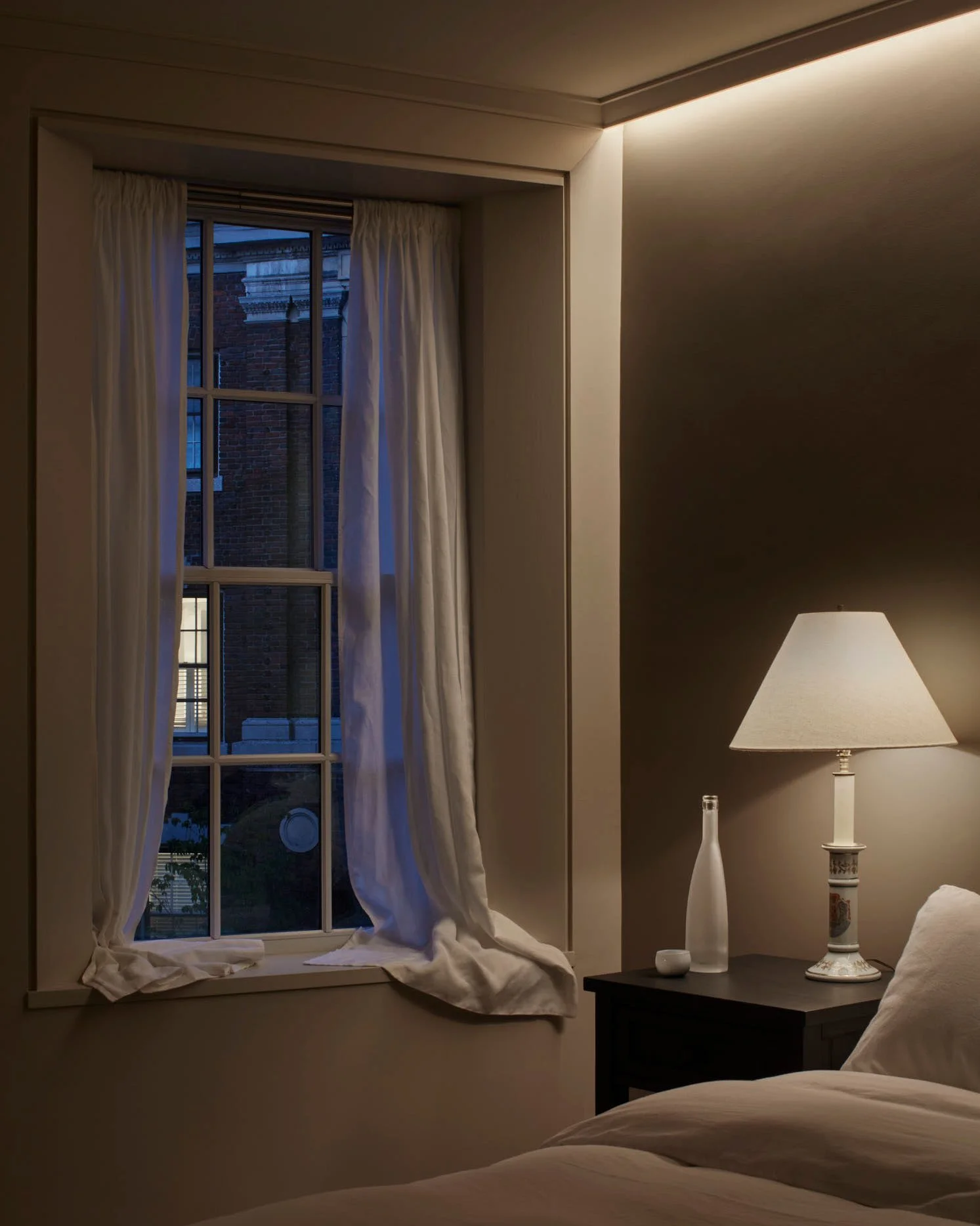 IG Post 18 Beacon Hill Passive House Restoration Luxury Lighting Art Collection_Page_10.jpg
