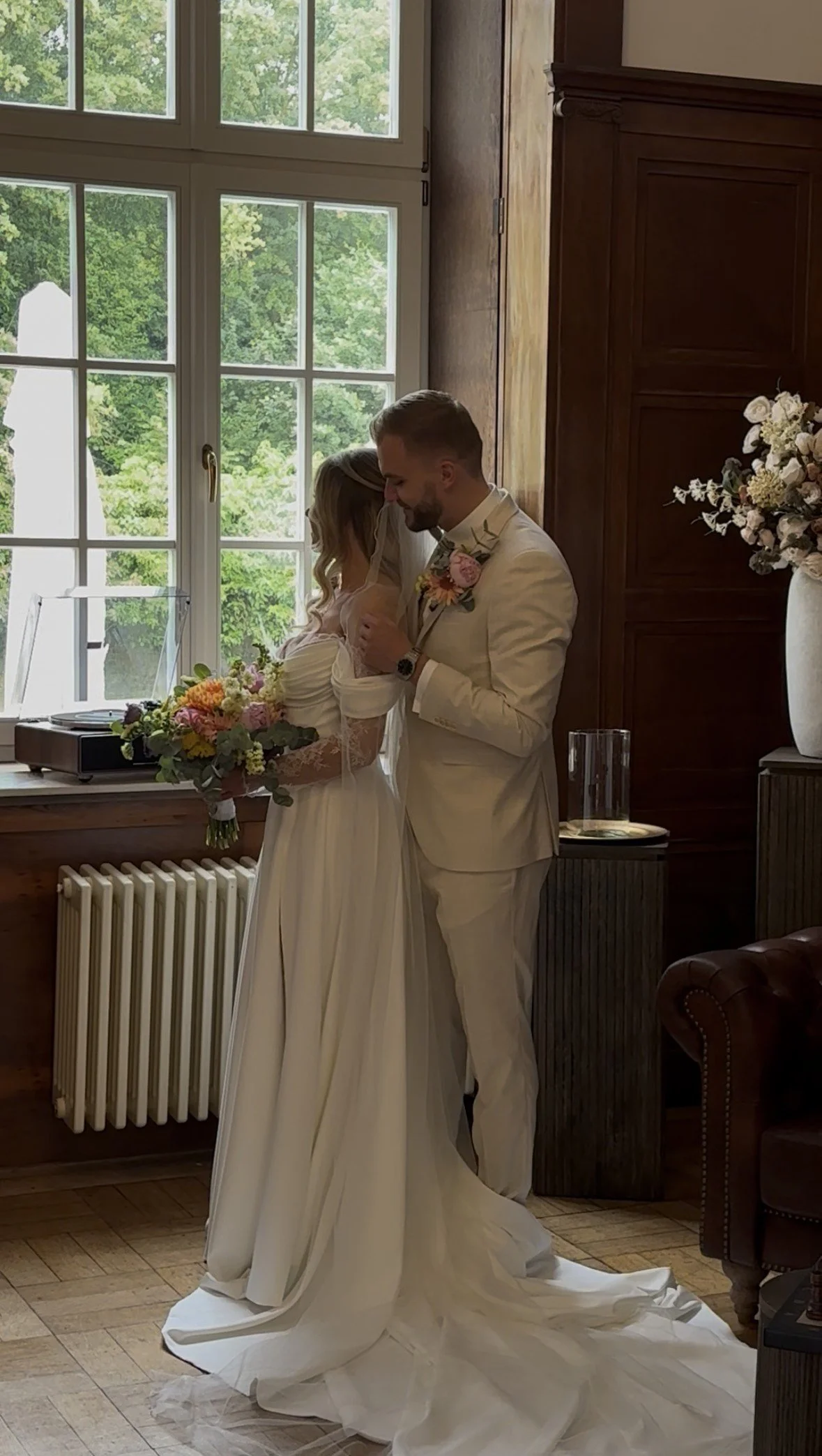 Brautpaar Marie & Fabian First Look - Hochzeit Kupferhof Stolberg