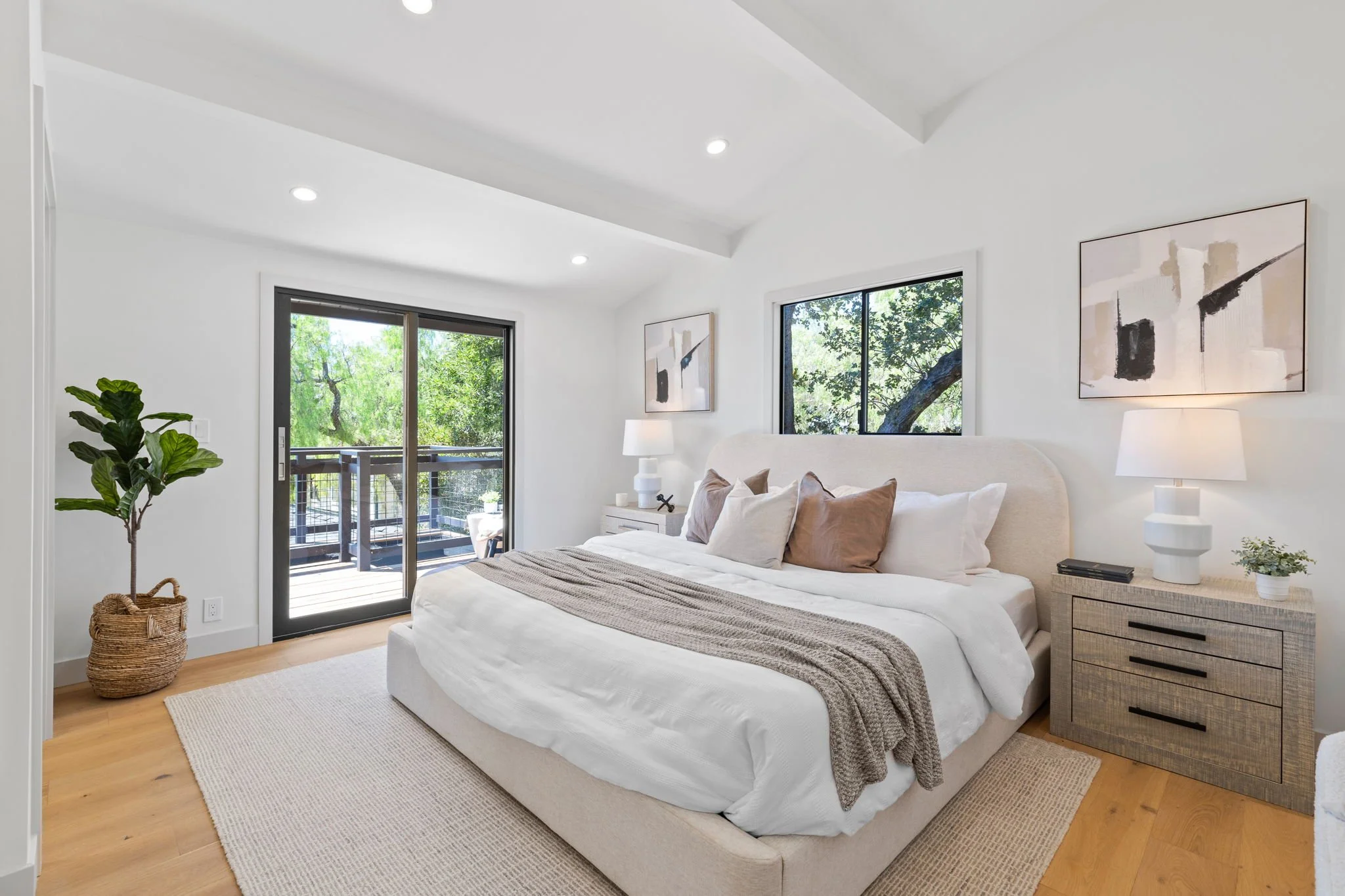 36-web-or-mls-So Gold Photo-27.jpg