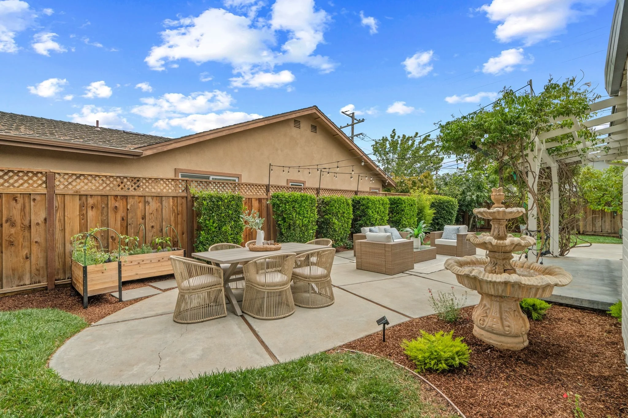 mls_1709 Peartree Ln-Photo-52.jpg