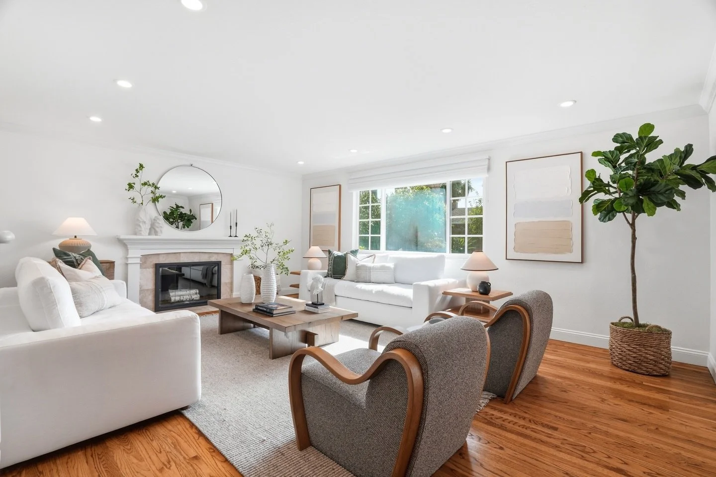 Bright, warm, and beautifully refreshed ✨Check out this San Jose home&rsquo;s timeless design with modern comfort. Natural light fills every room, highlighting the warm wood floors, airy living spaces, and thoughtfully styled details throughout. A pl