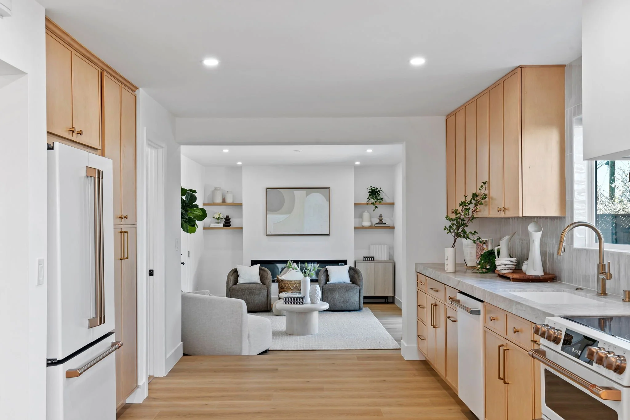 14-web-or-mls-So Gold Photo-14 (1).jpg