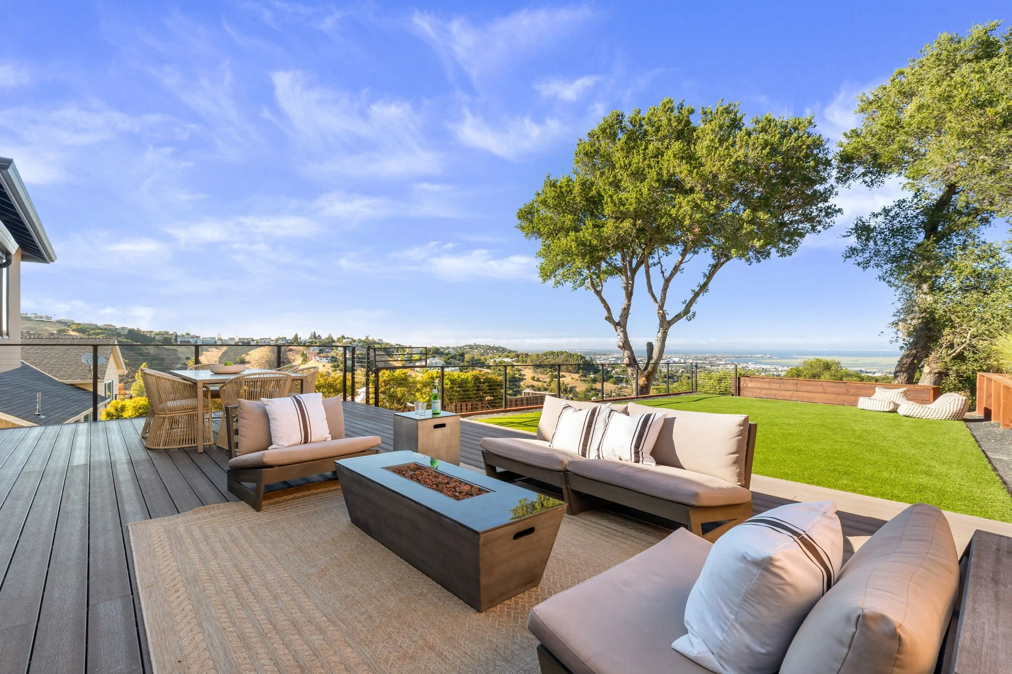 44-web-or-mls-So Gold Photo-29.jpg