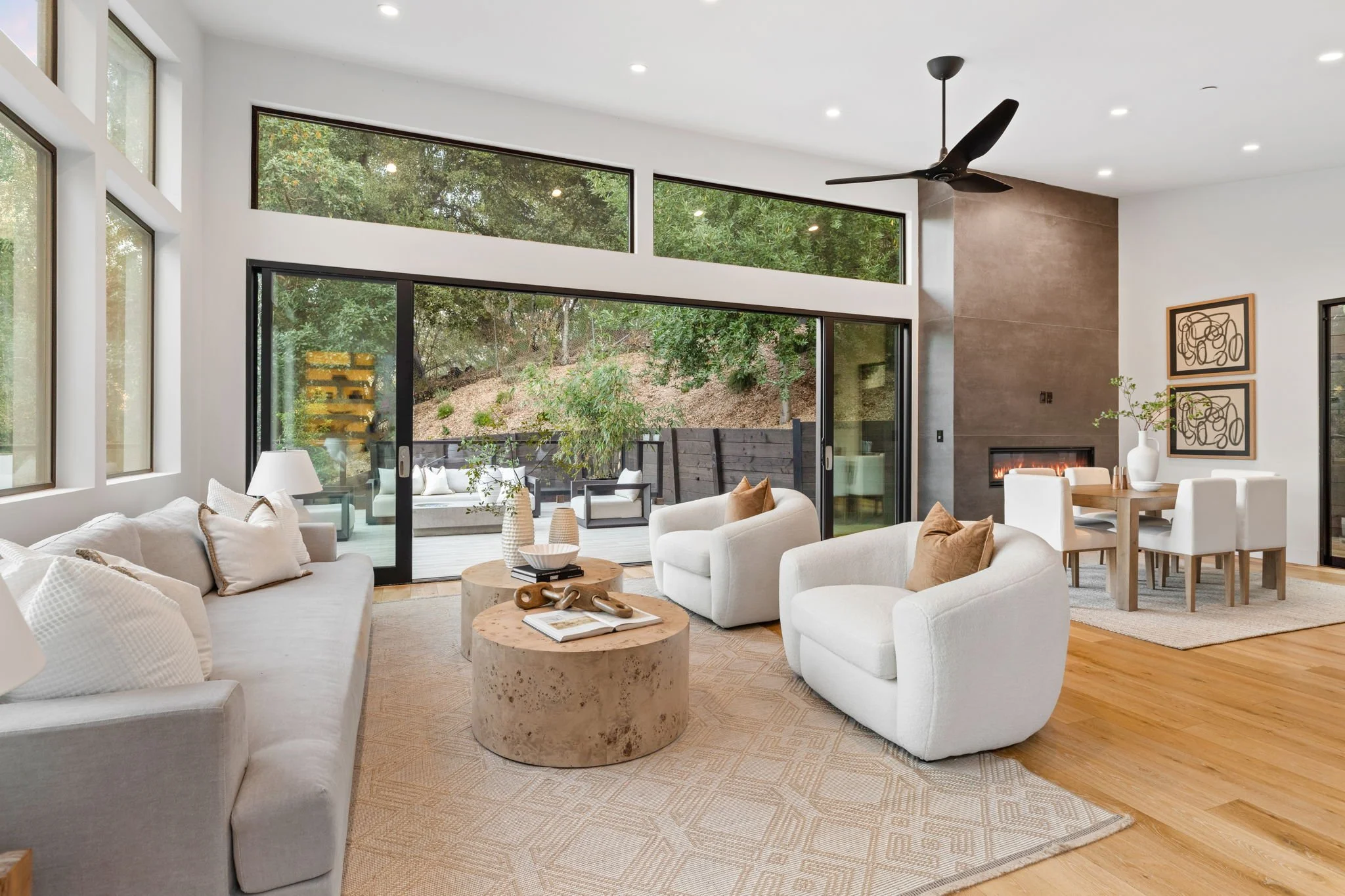 16-web-or-mls-So Gold Photo-16.jpg