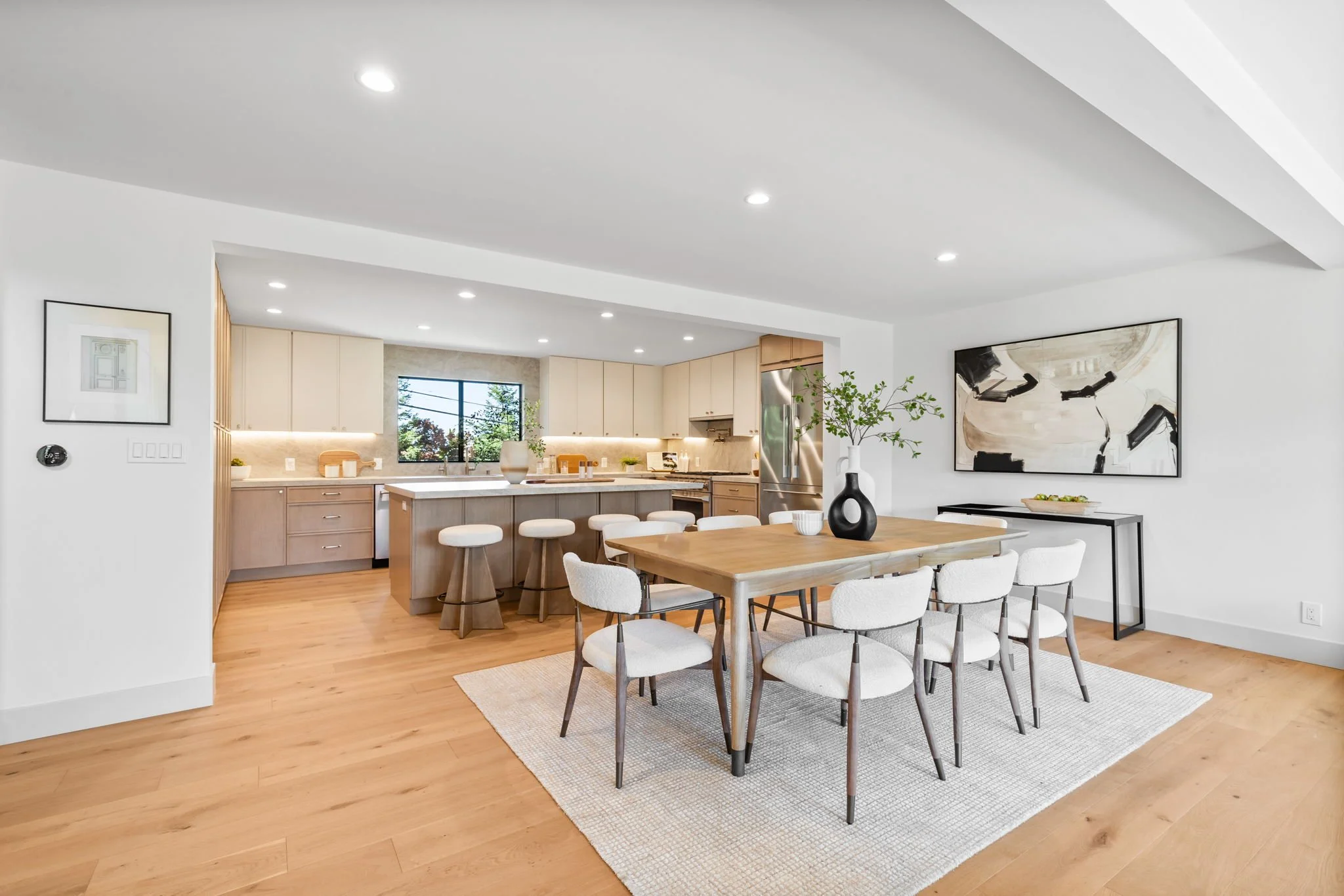 7-web-or-mls-So Gold Photo V3-7.jpg