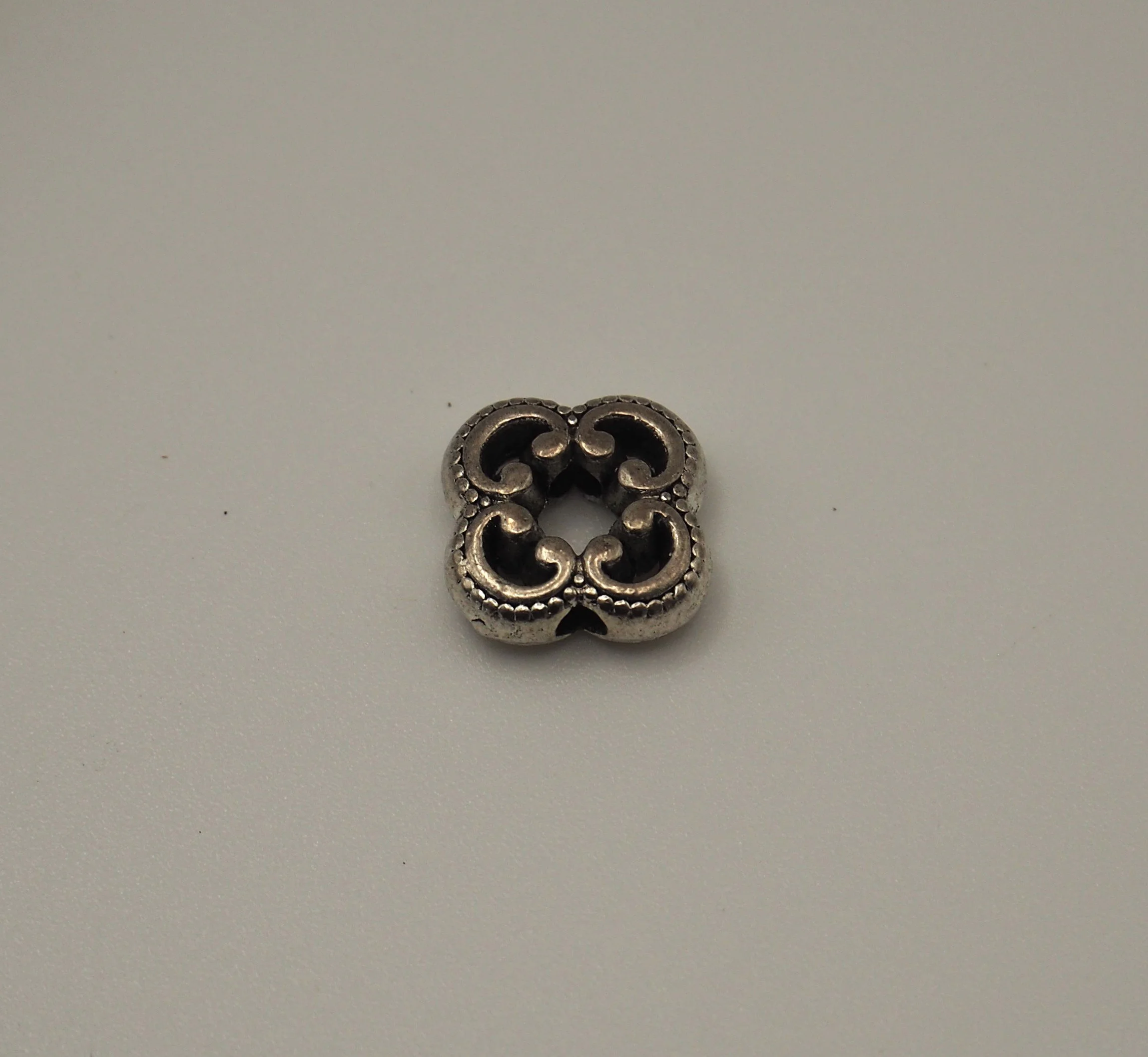 Antique Silver Bead connector2.JPG
