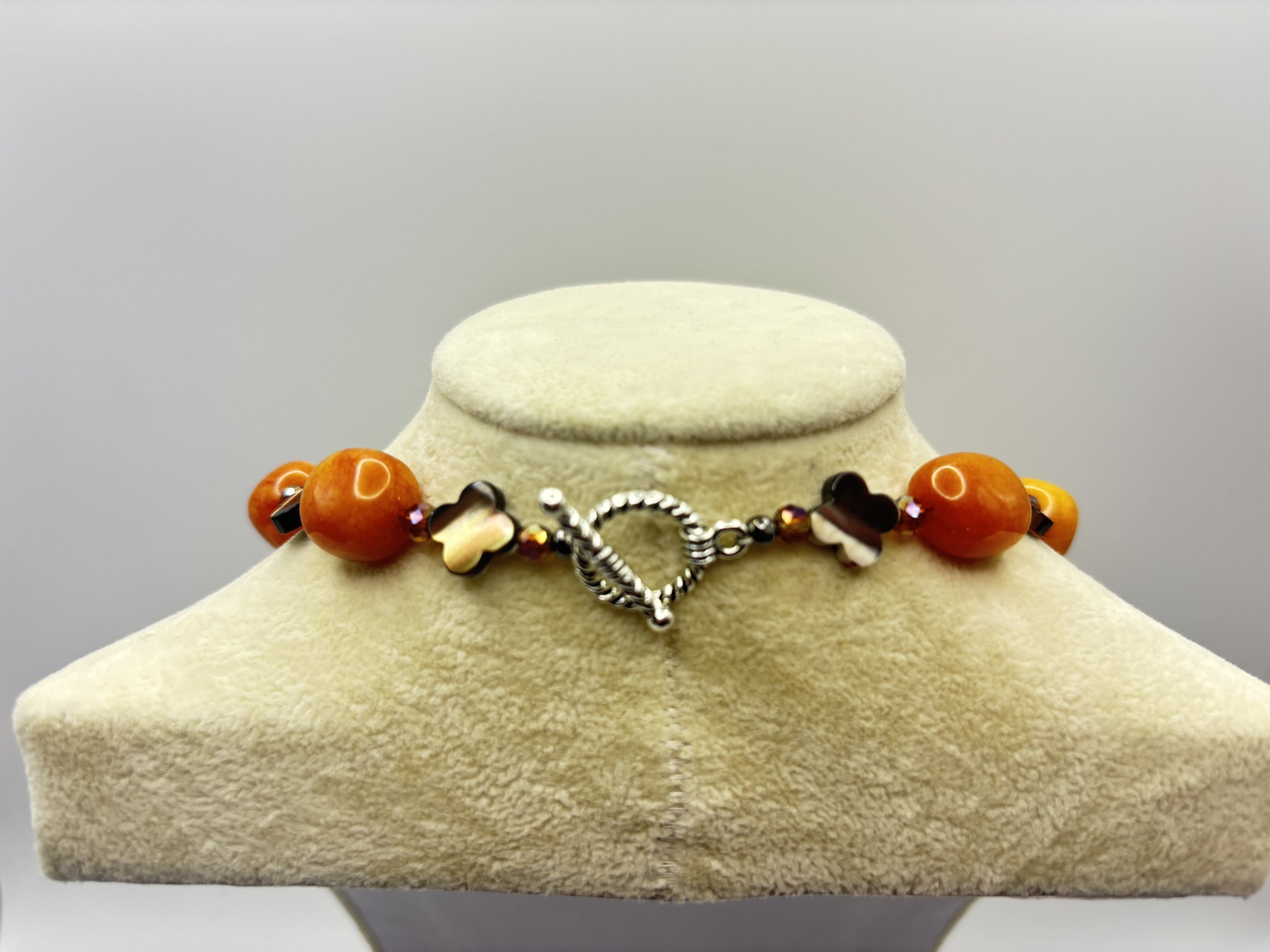 Orange necklace4.JPG