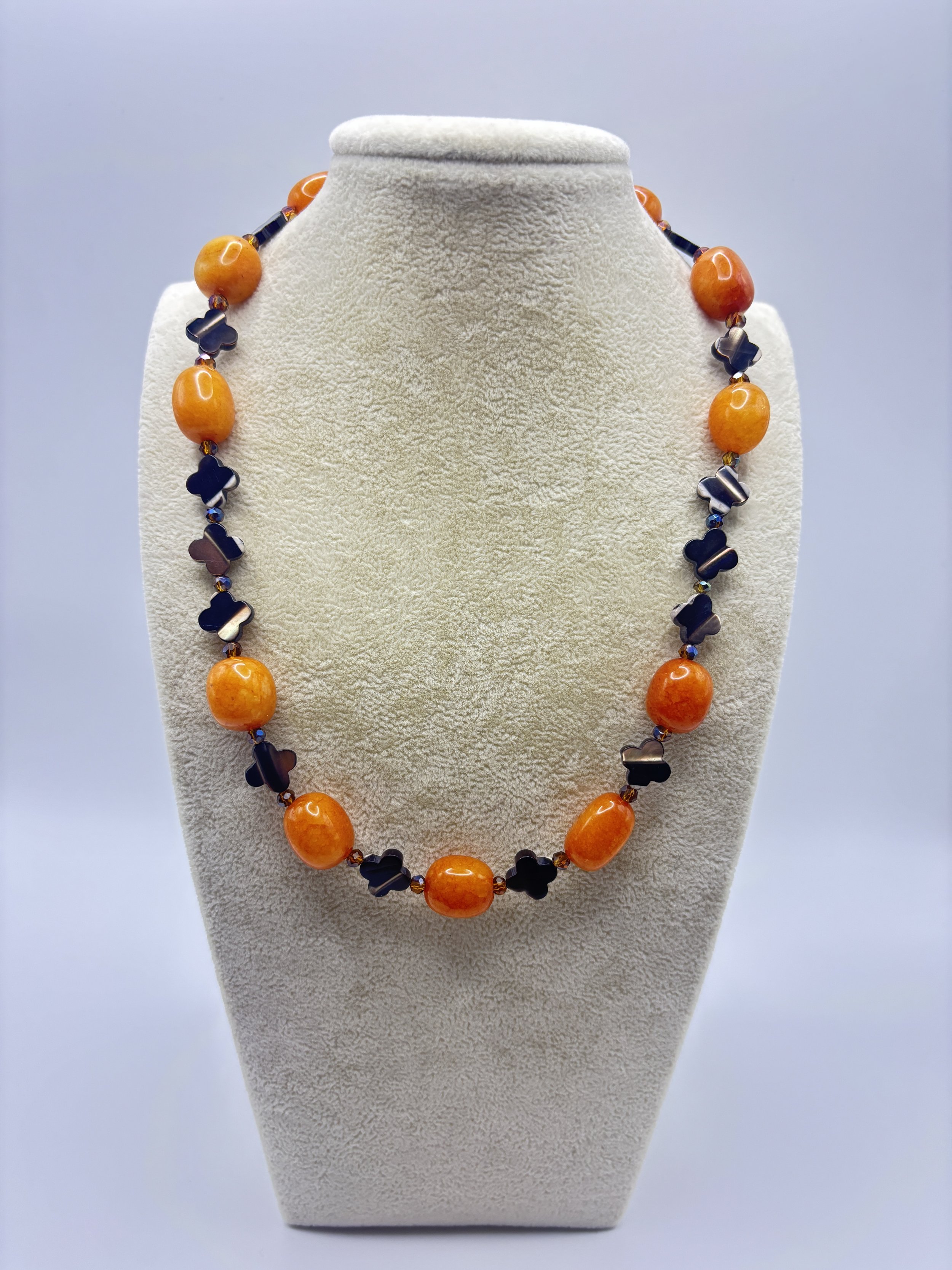 Orange necklace1.JPG