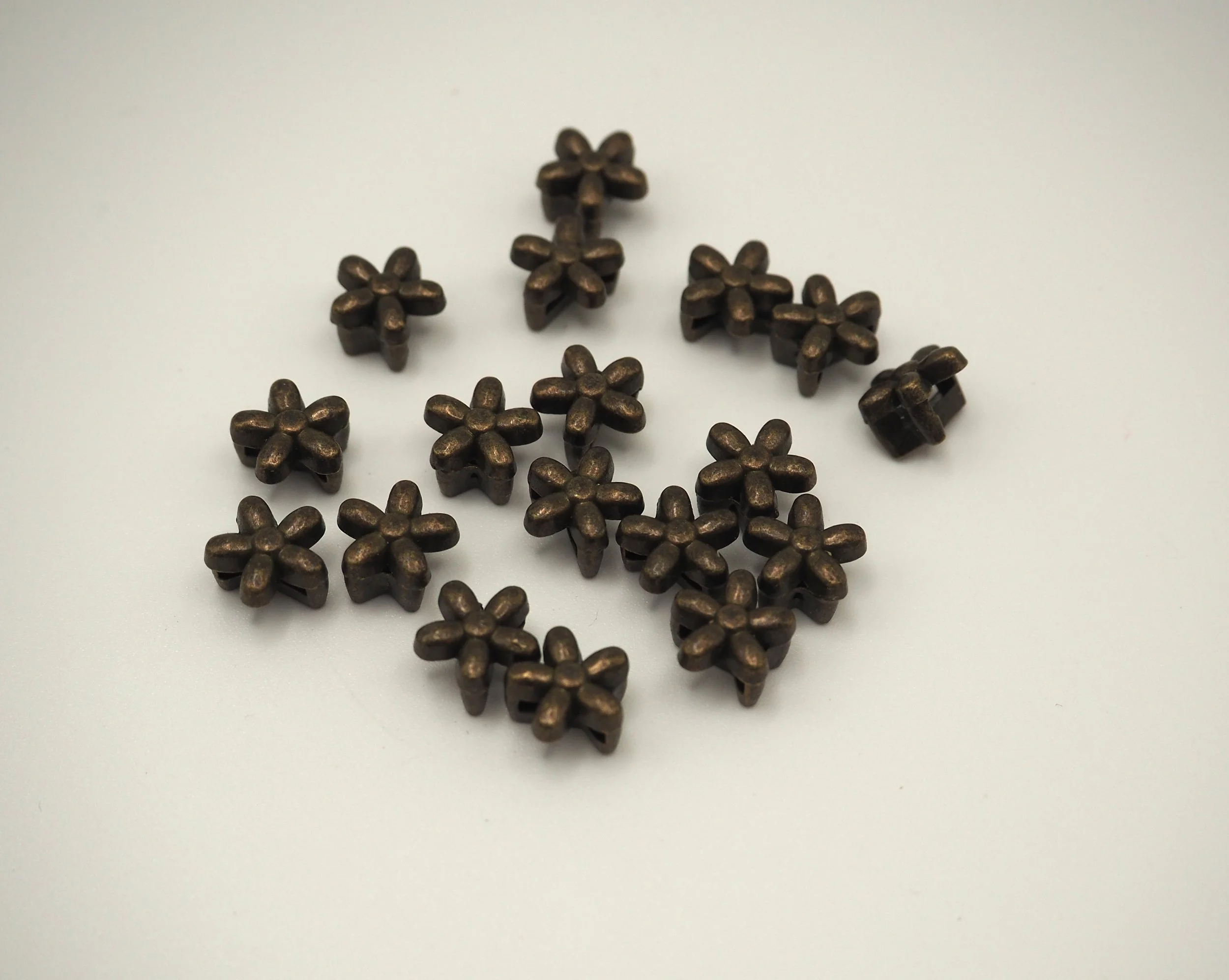 9mm Bronze Star Bead Connectors