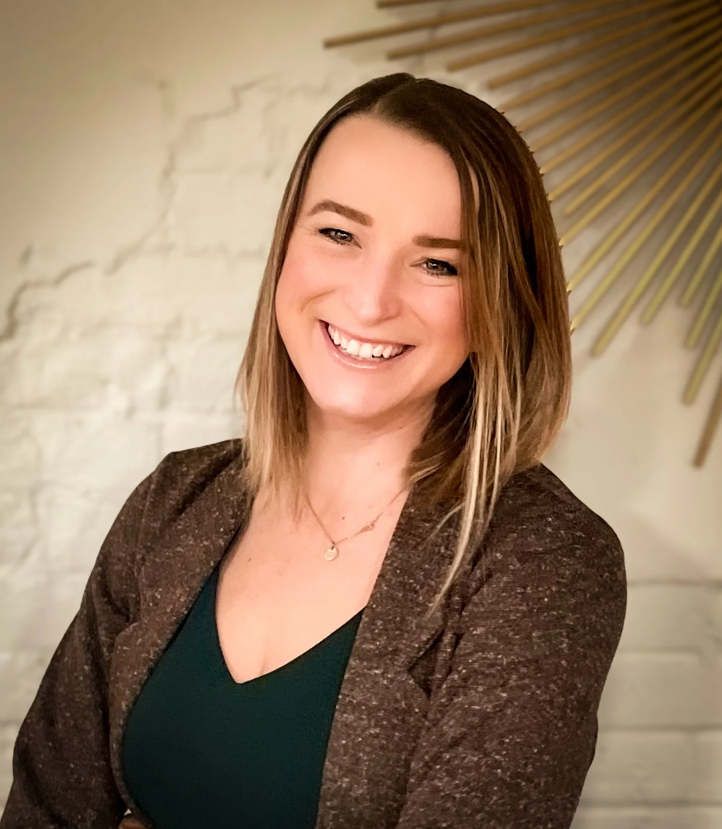 I'm-Laura-Nice-to-meet-you