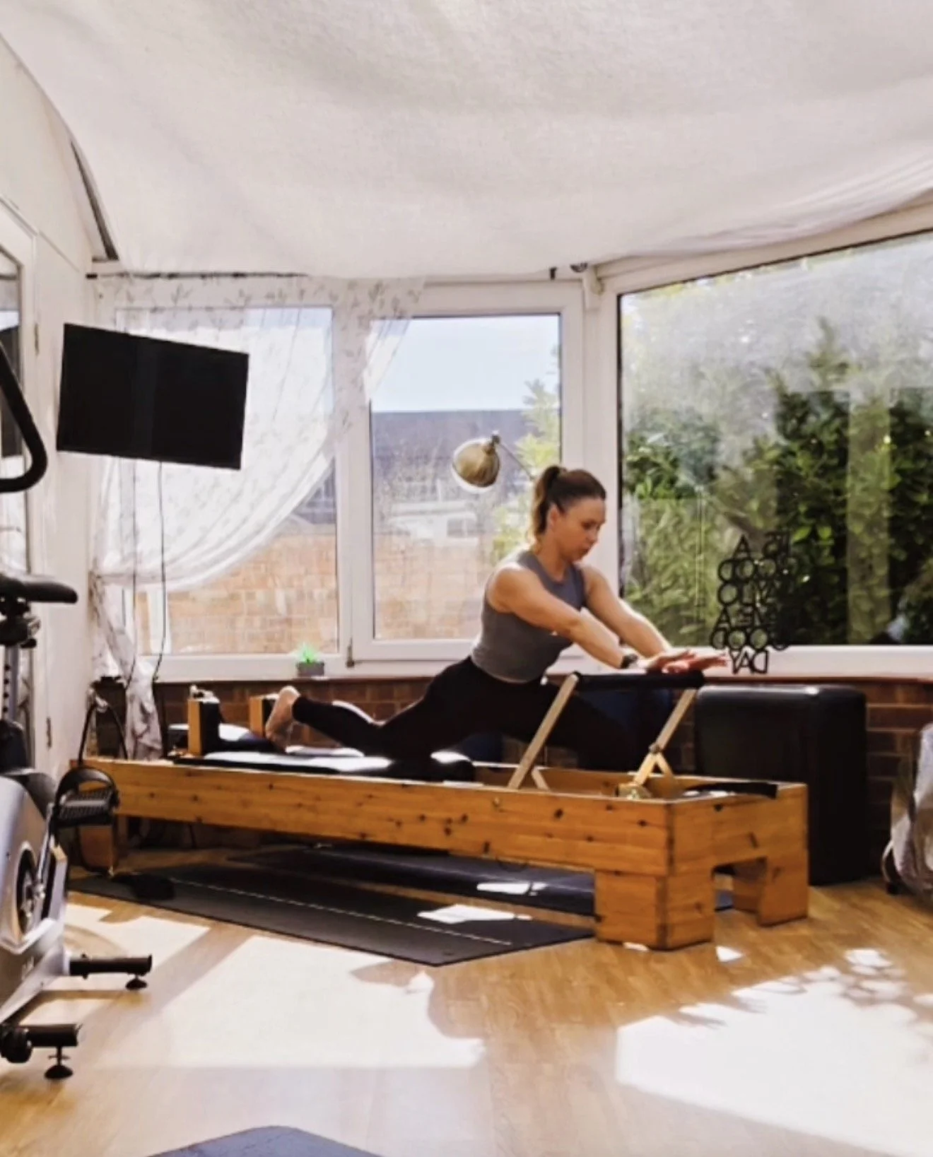 Private Reformer/Mat Pilates
