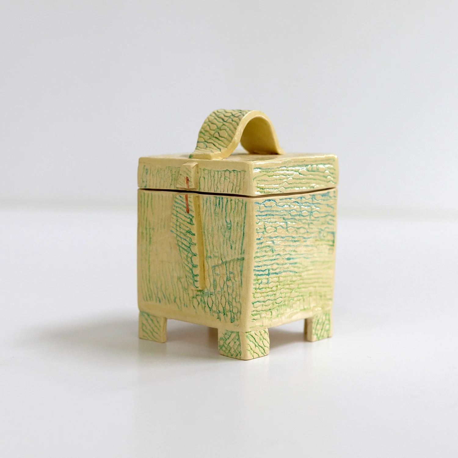 white box 1.jpg