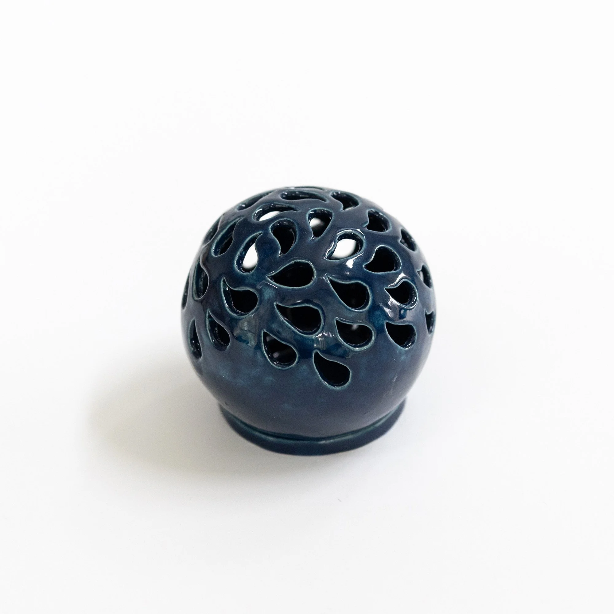 dark blue tea light 2.jpg