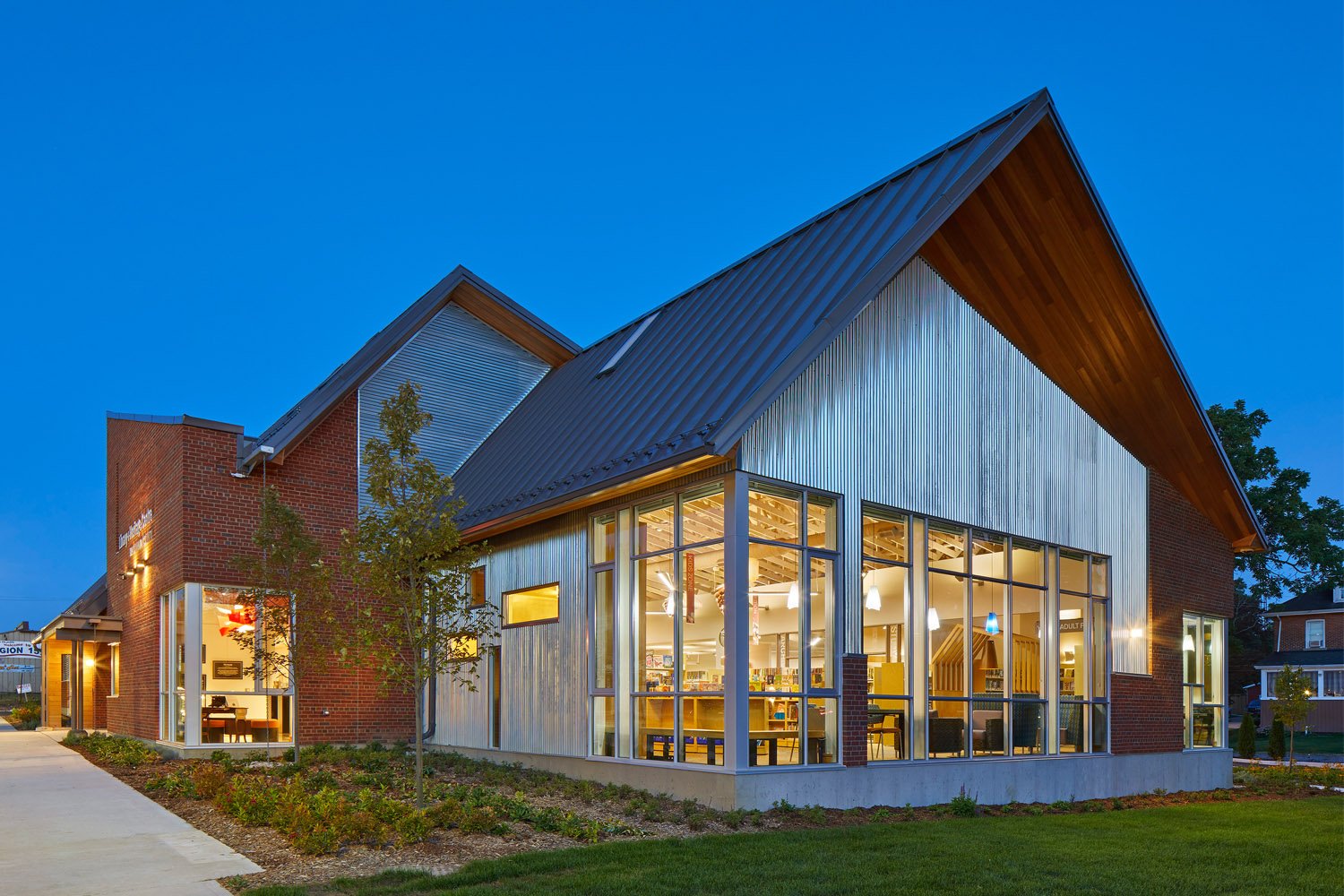 Cayuga Library + Heritage Centre