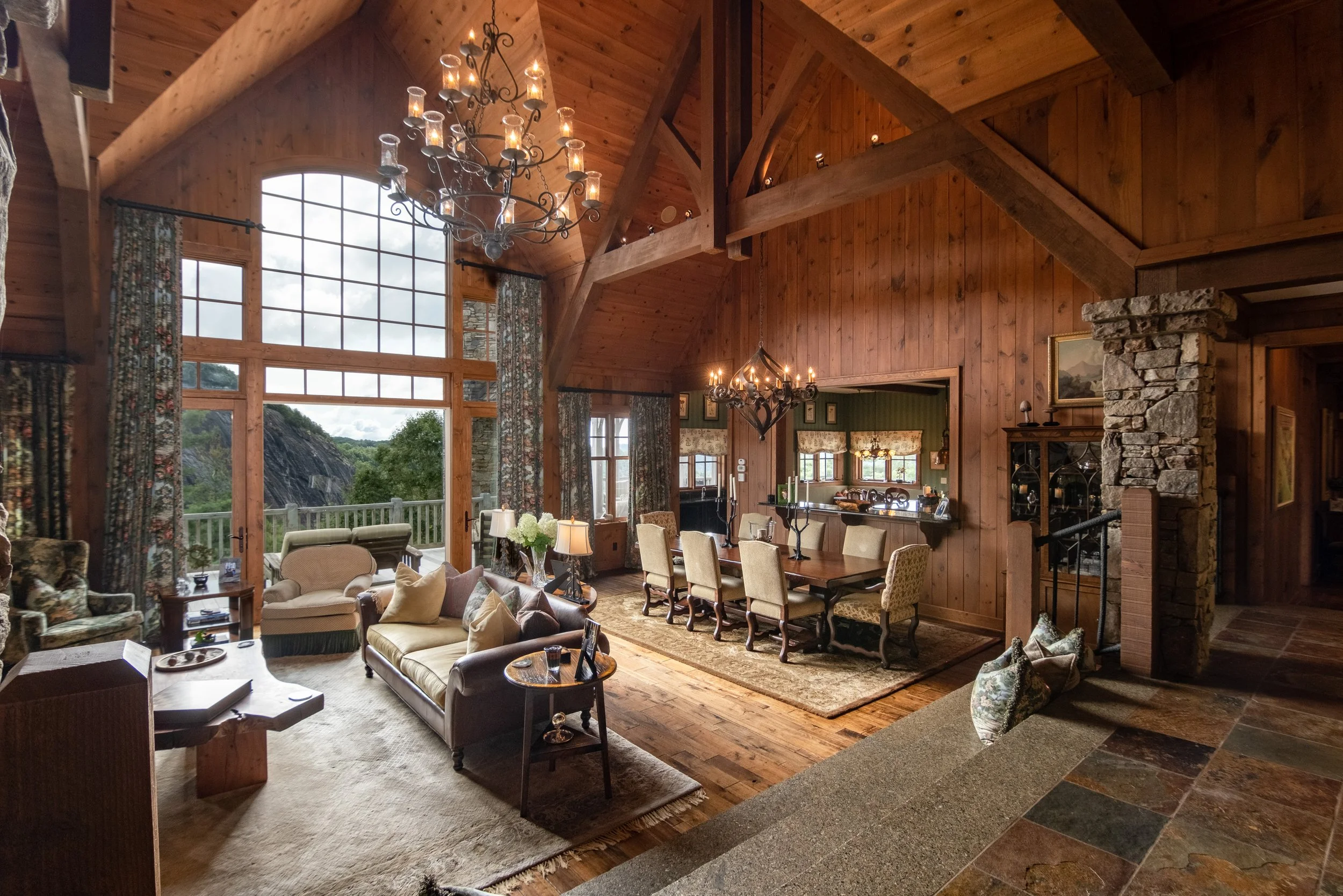 Photo(s) courtesy of Silver Creek Real Estate Group