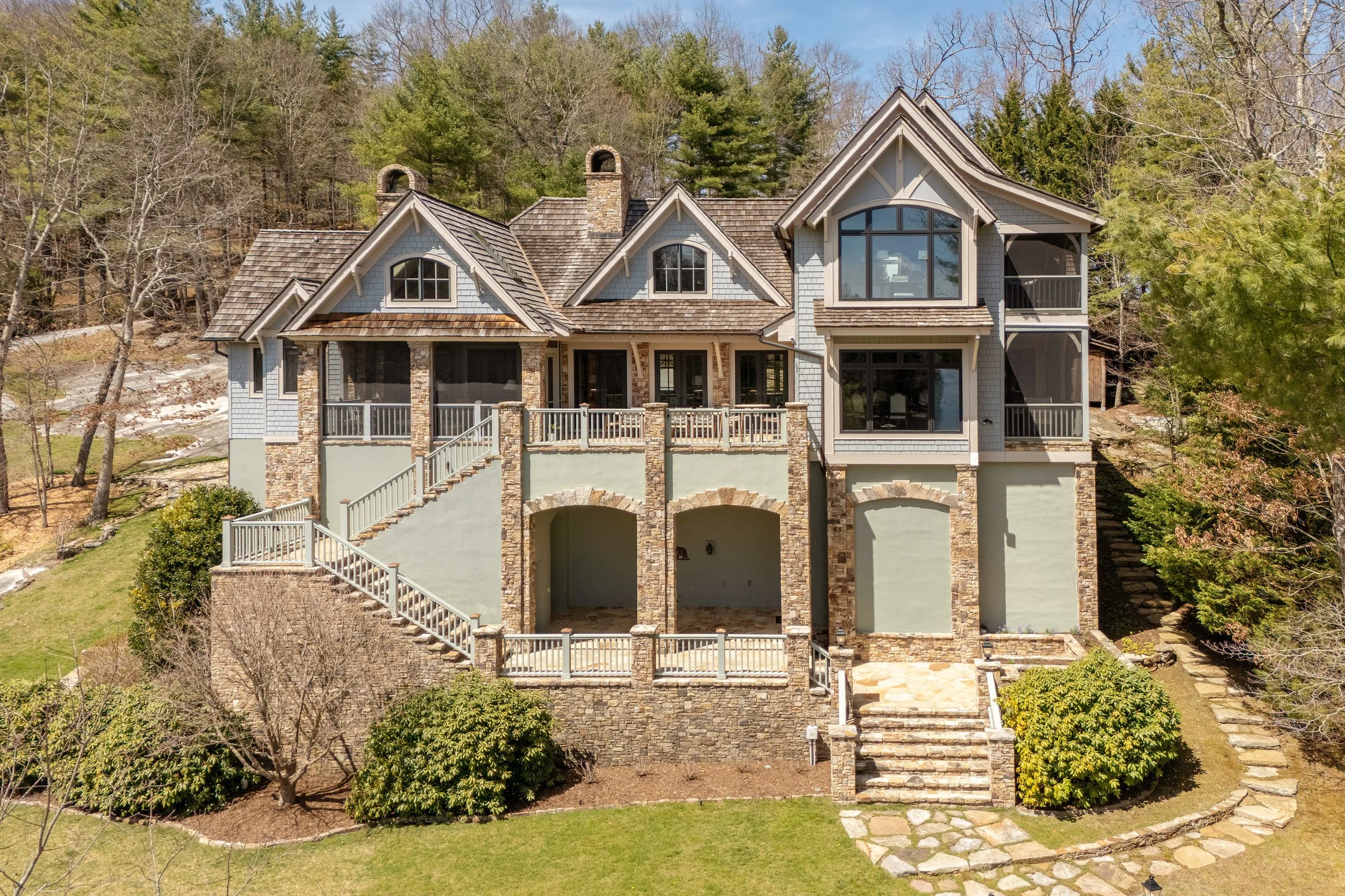 Photo(s) courtesy of Silver Creek Real Estate Group