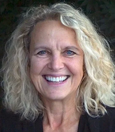Photo of Lorinda R. Rowledge