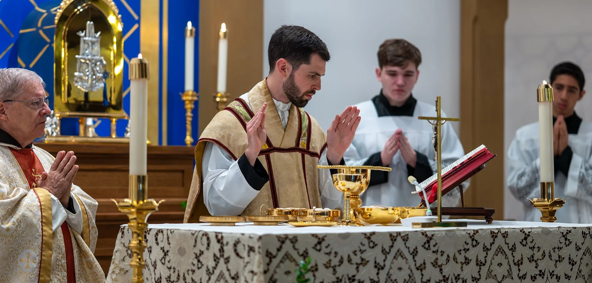 Holy Sacrifice of the Mass in the Chapel