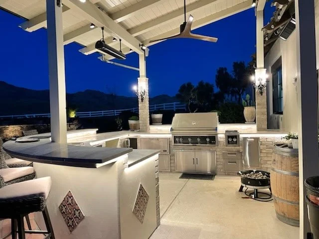 OUTDOOR KITCHEN 3.JPG