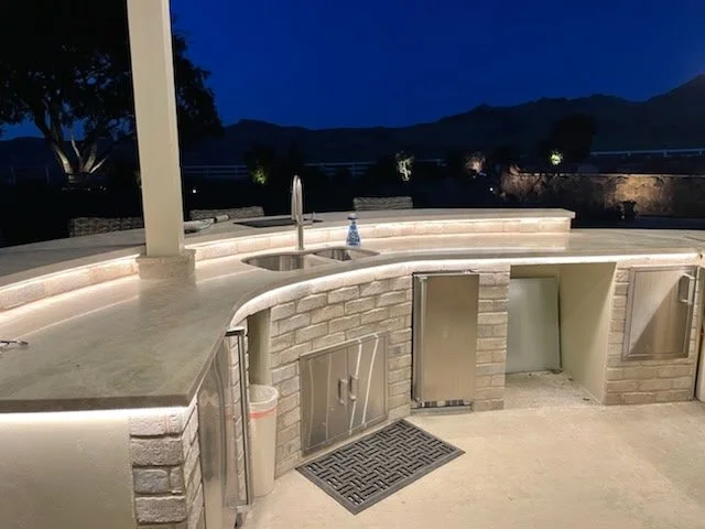 OUTDOOR KITCHEN 2.JPG