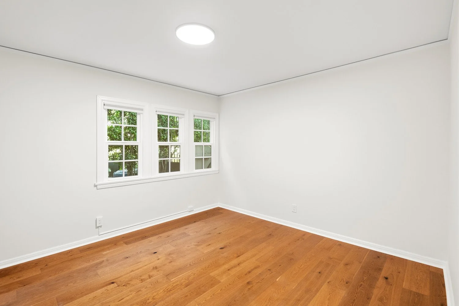 10309 La Grange Ave 40.jpg