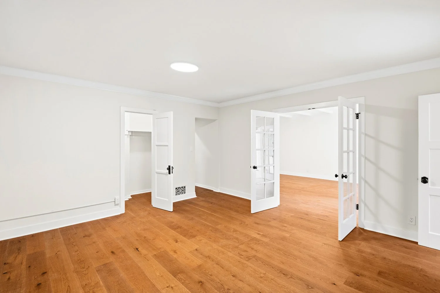 10309 La Grange Ave 50.jpg