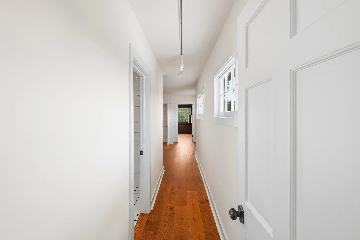 10309 La Grange Ave 65.jpg