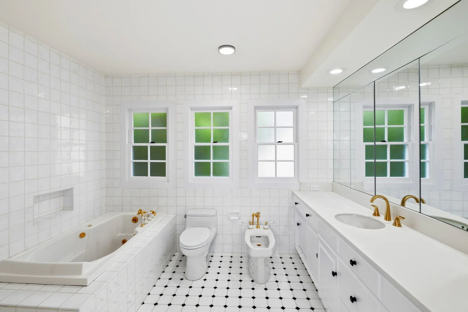 10309 La Grange Ave 66.jpg