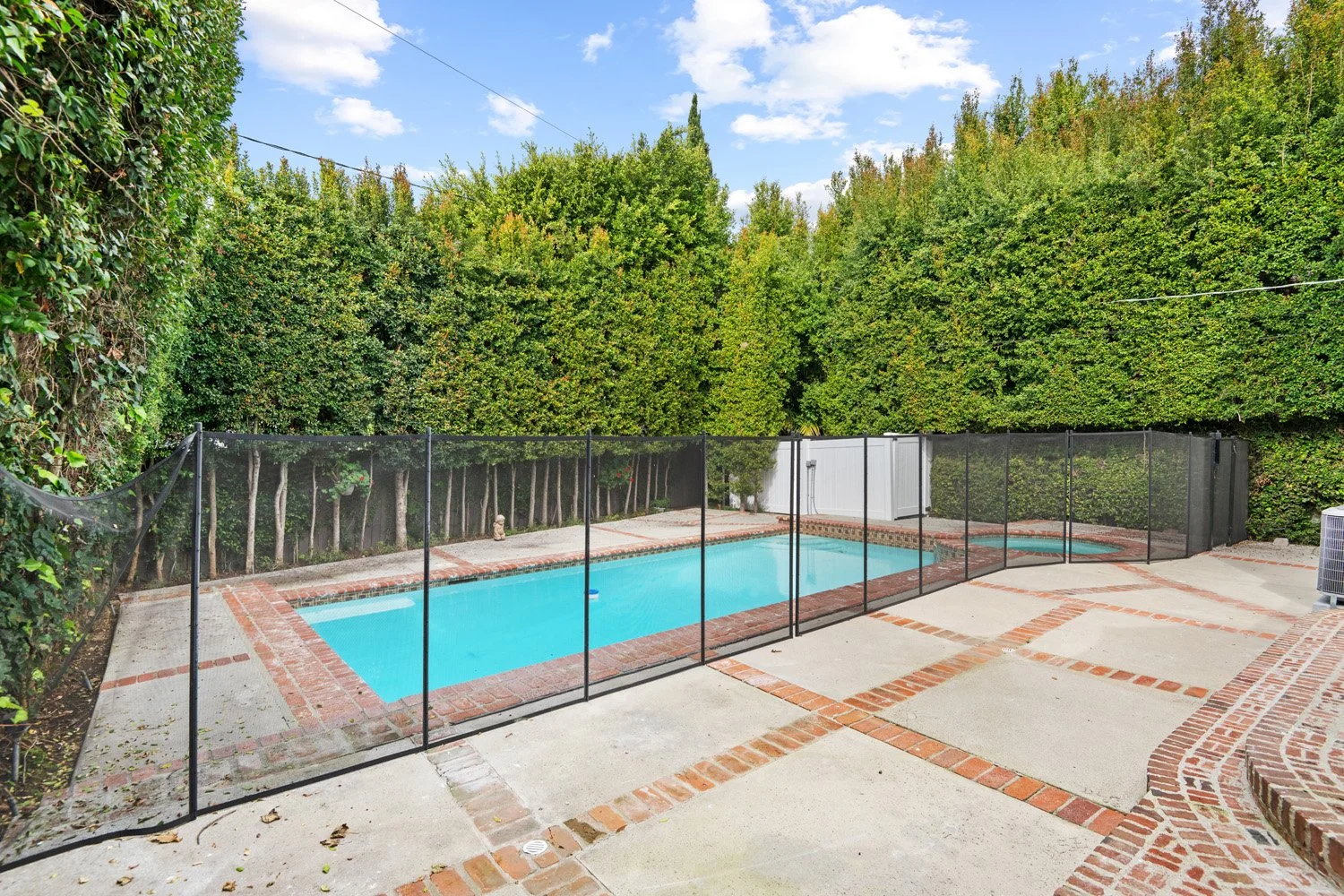 10309 La Grange Ave 79.jpg